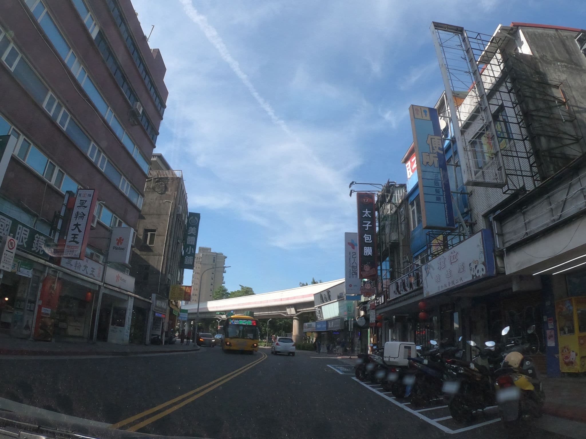 Street view near AM 6, Taipei — © heretpe2019 (CC BY-SA · Mapillary)