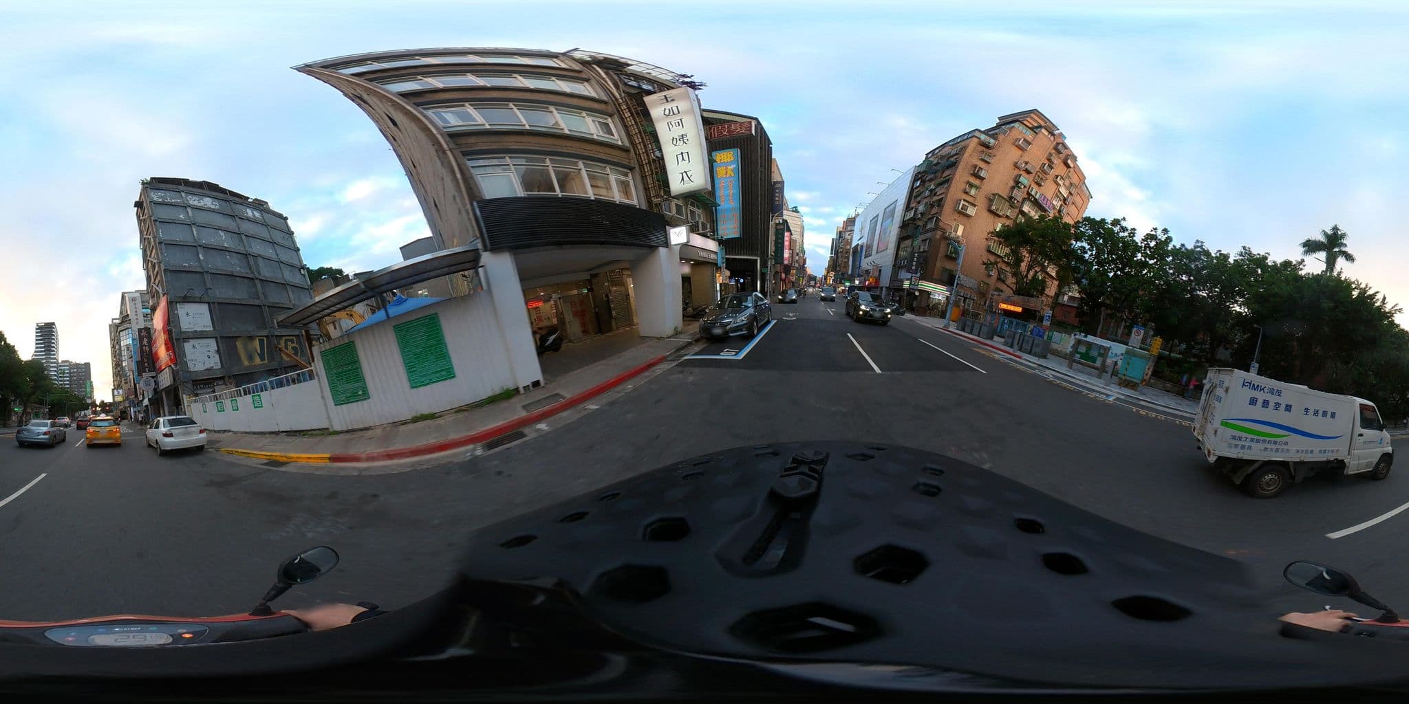 Street view near 成都大飯店 Royal Castle Hotel, Taipei — © irvinfly (CC BY-SA · Mapillary)