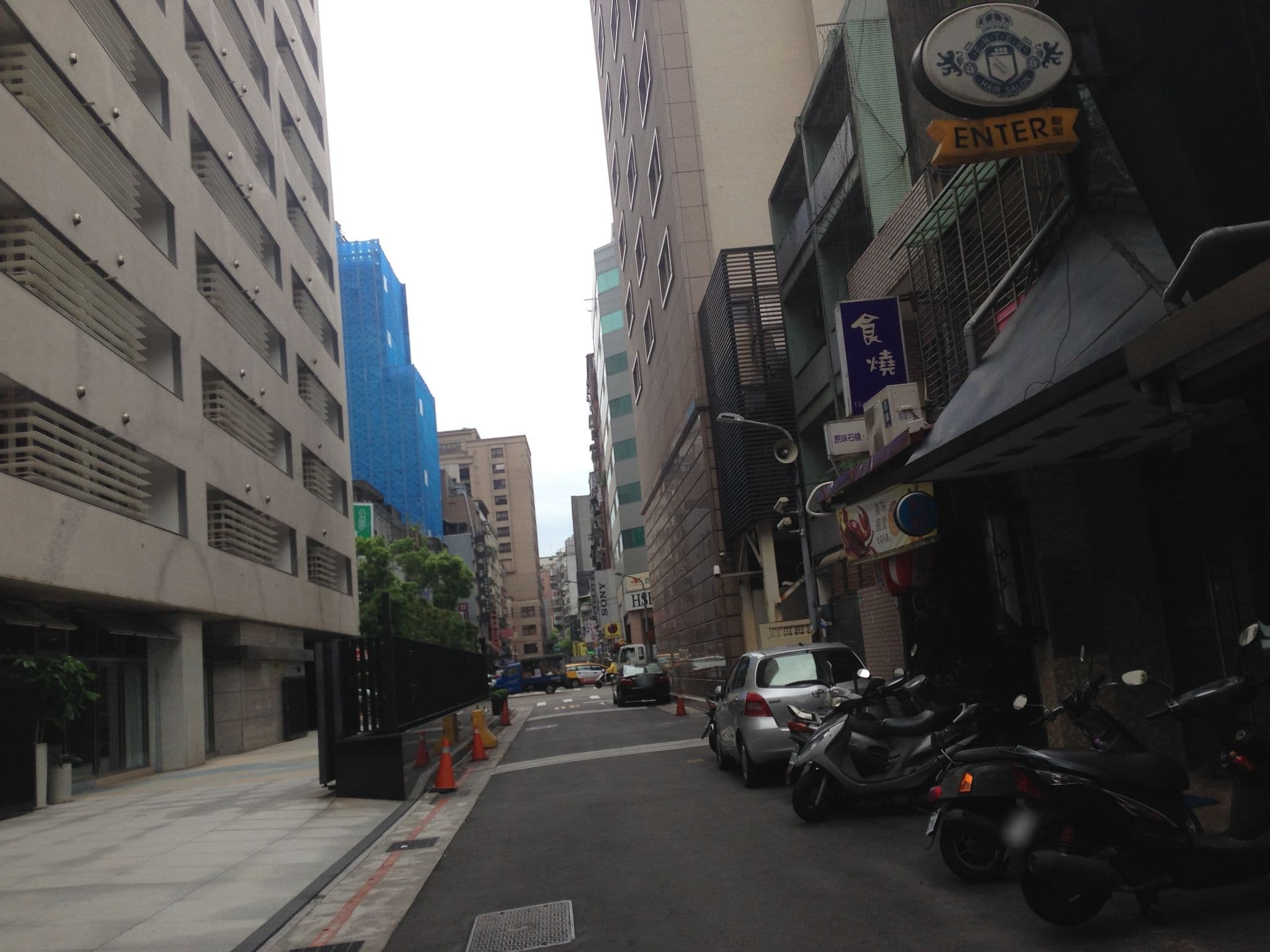 Street view near room 1132, Taipei — © shangkuanlc (CC BY-SA · Mapillary)