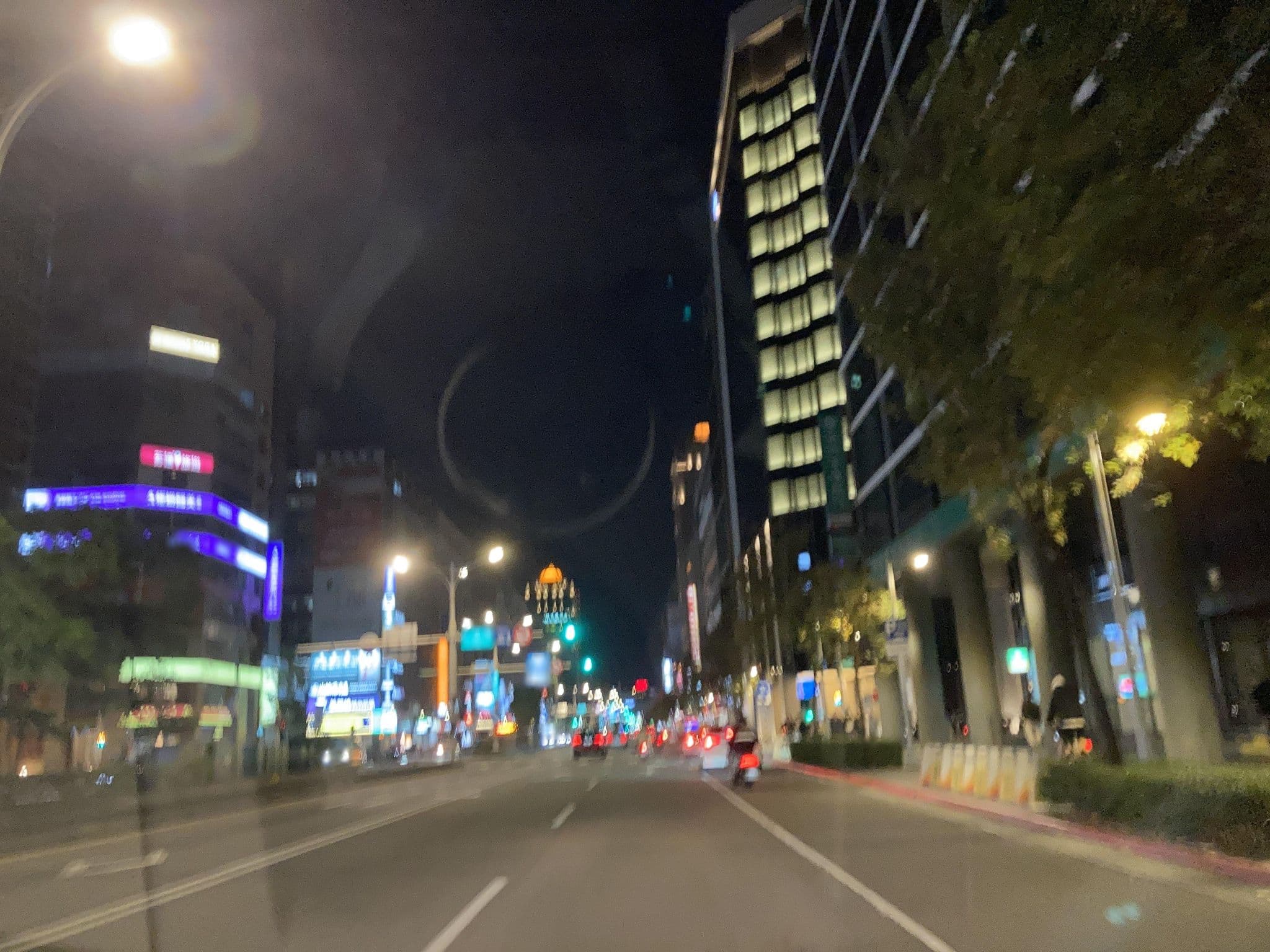 Street view near iStation Service Apartments 安捷國際酒店式公寓新東京宅, Taipei — © irvinfly (CC BY-SA · Mapillary)