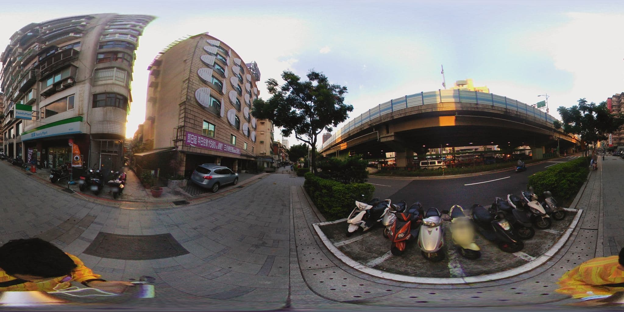 Street view near 新月商旅 The Moon Hotel, Taipei — © shangkuanlc (CC BY-SA · Mapillary)