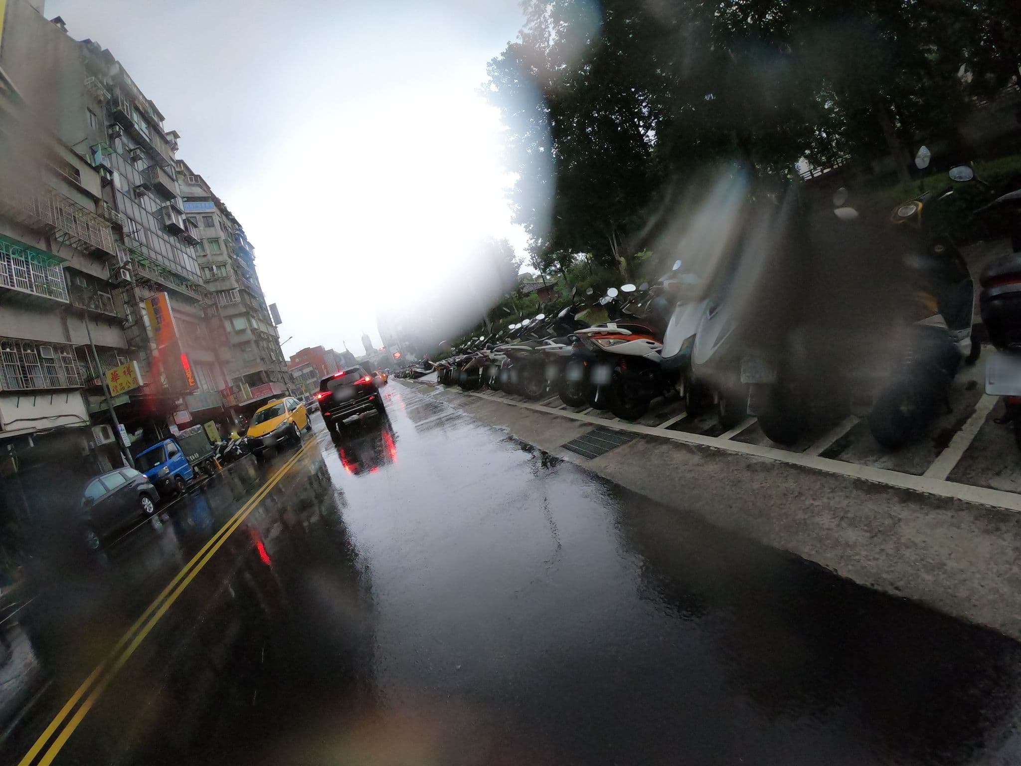 Street view near Q-STAY Hotel, Taipei — © heretpe2019 (CC BY-SA · Mapillary)