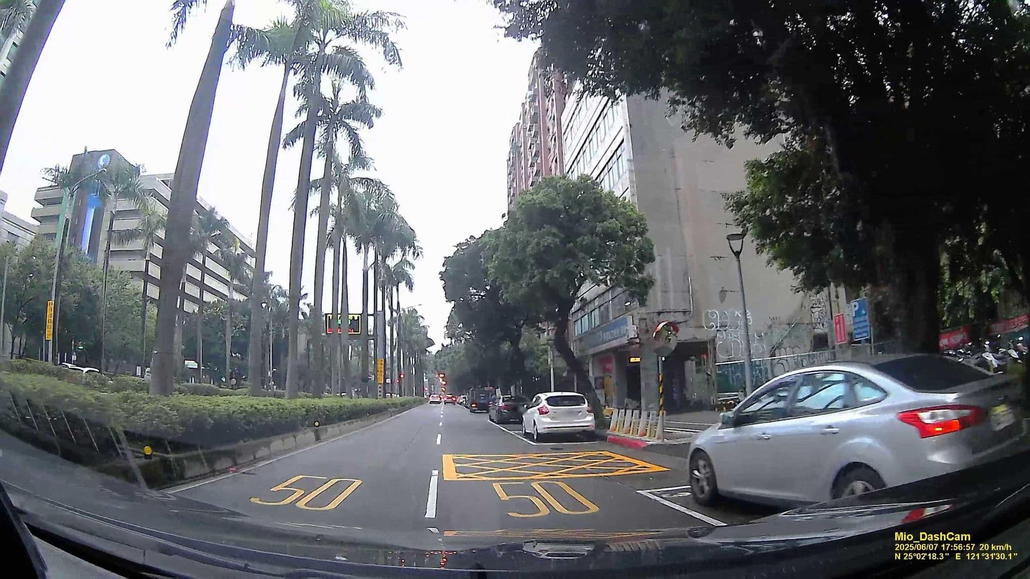 Street view near 百花賓館, Taipei — © hcyen (CC BY-SA · Mapillary)