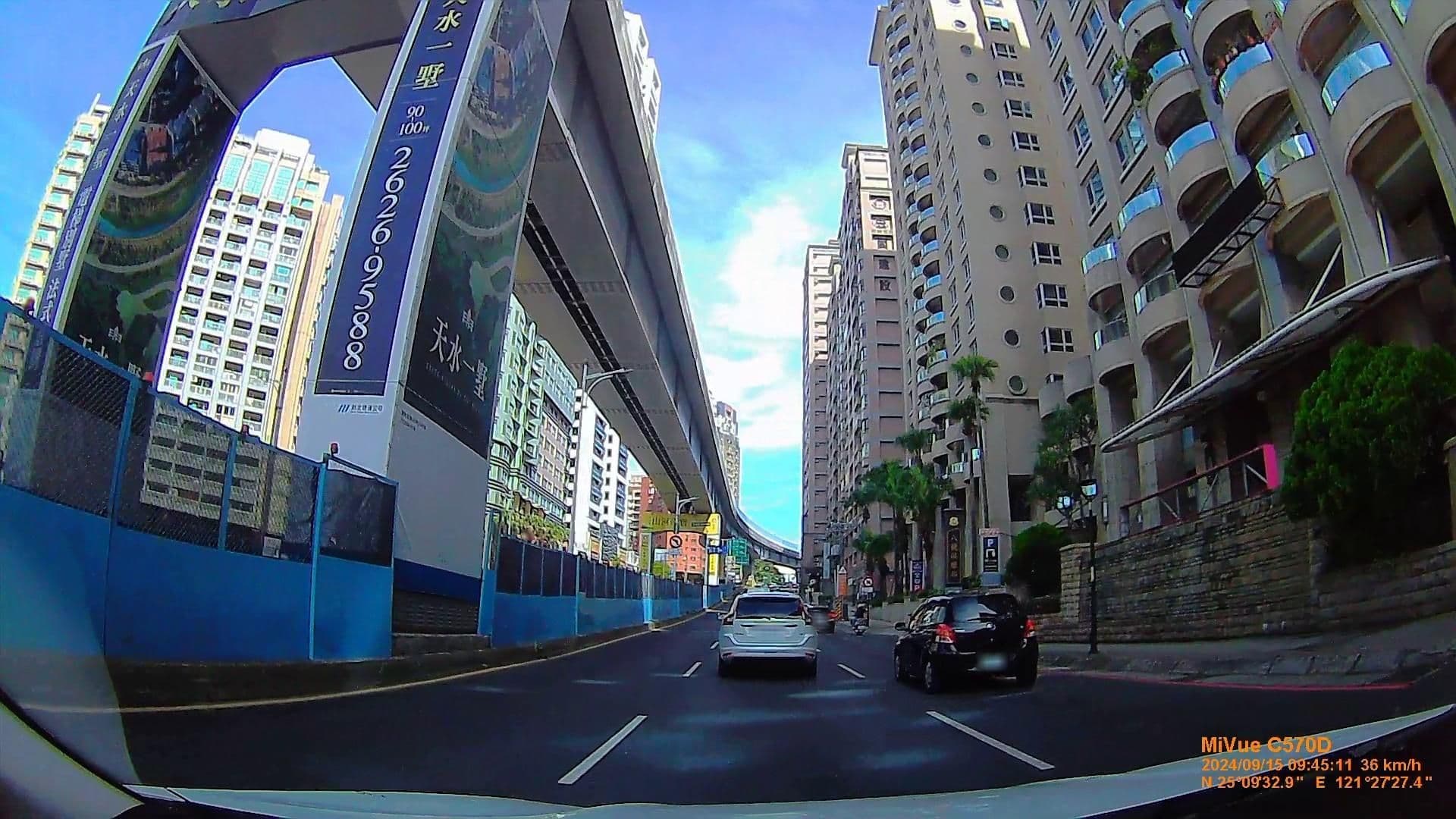 Street view near 福容大飯店股份有限公司, Danshui — © chimin17 (CC BY-SA · Mapillary)