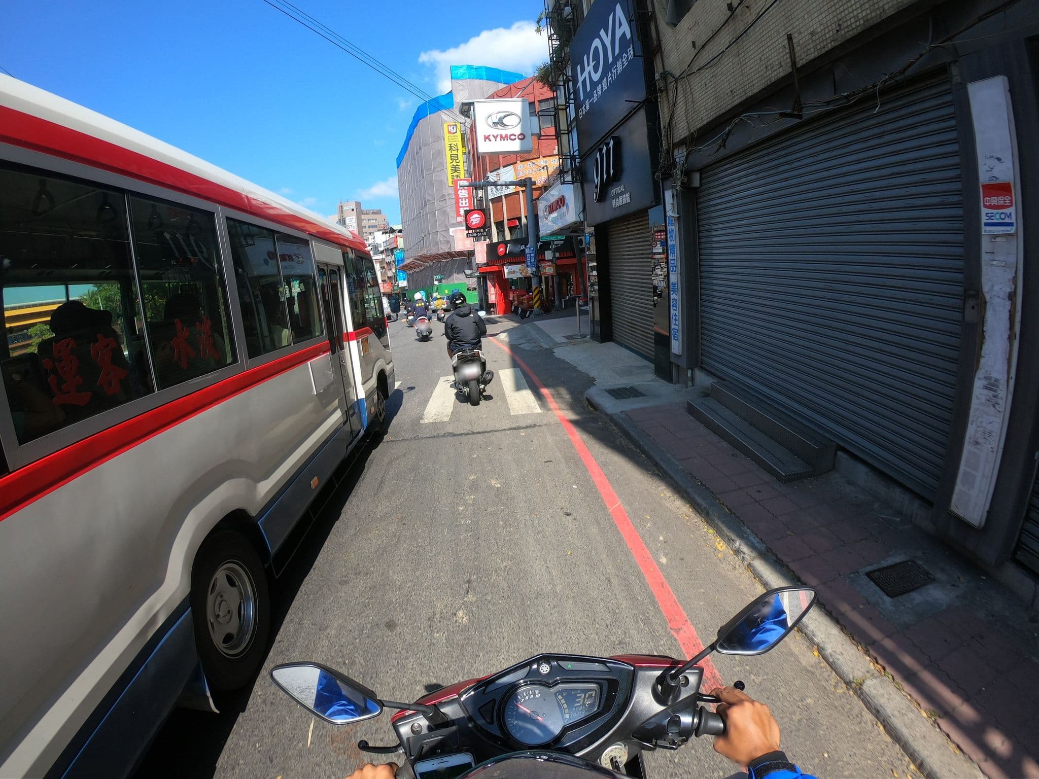 Street view near 達林的家, Danshui — © heretpe2019 (CC BY-SA · Mapillary)