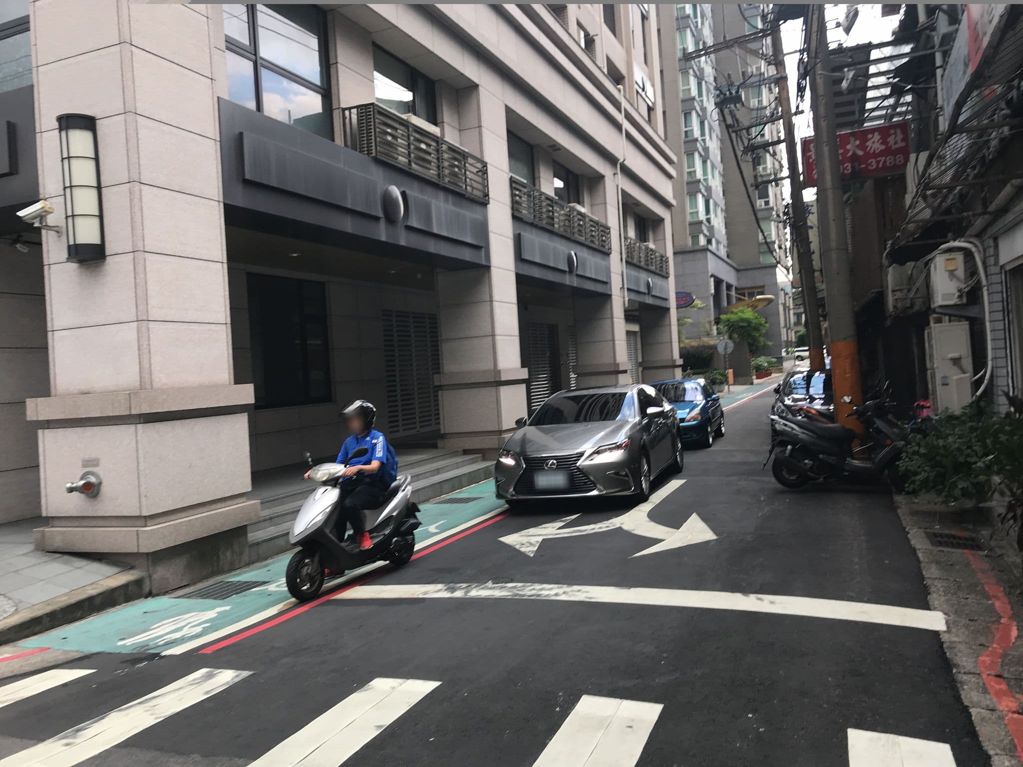 Street view near 景美大旅社, Taipei — © syuz (CC BY-SA · Mapillary)