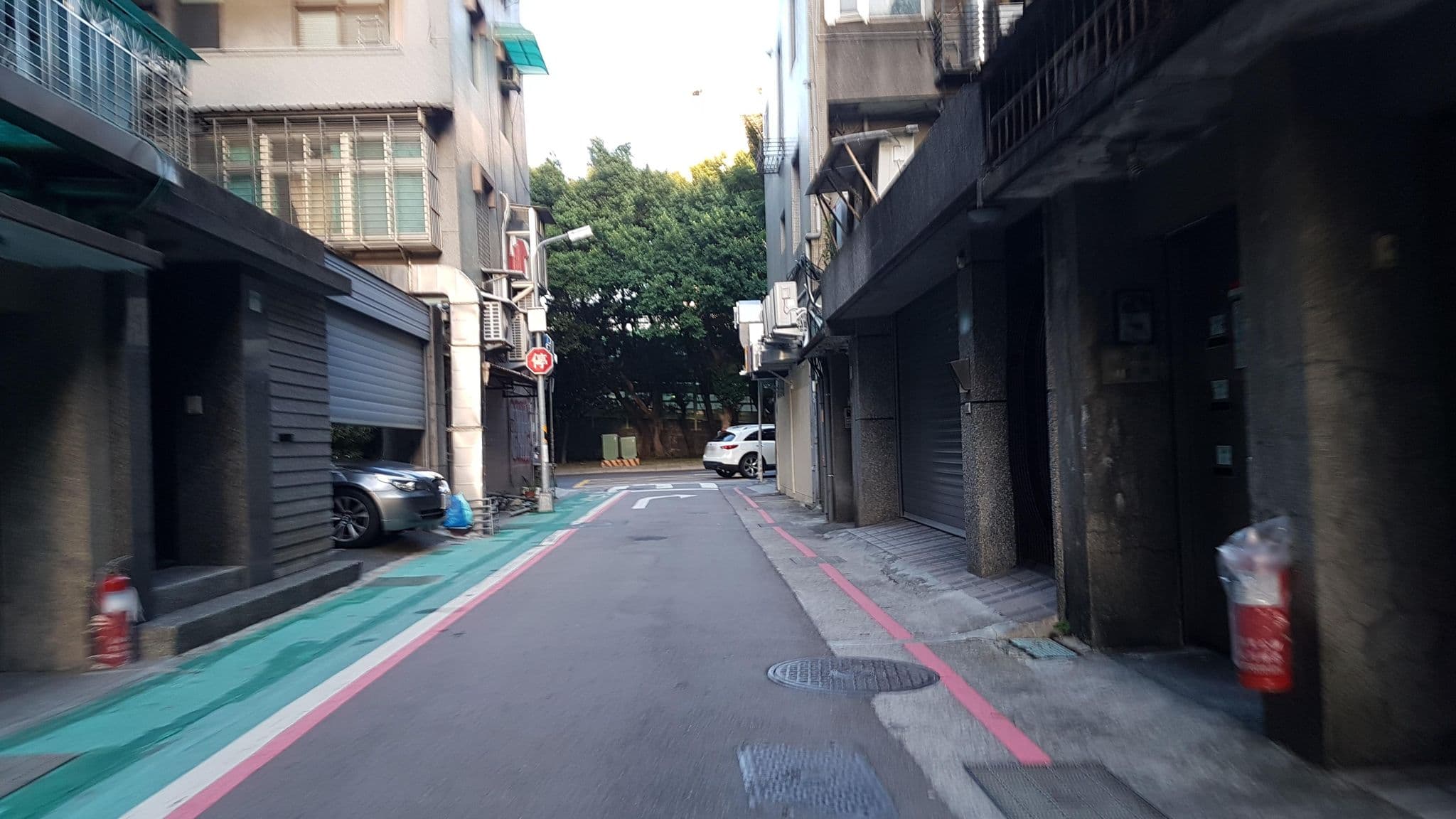 Street view near Swimming Pool, Taipei — © supaplex (CC BY-SA · Mapillary)