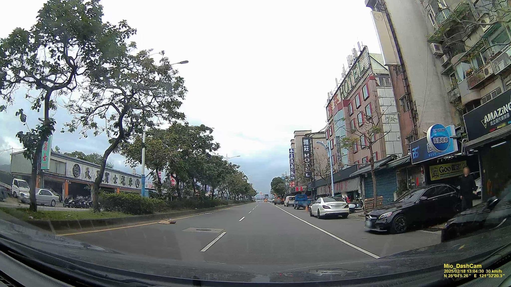 Street view near 雅莊汽車旅館, Taipei — © hcyen (CC BY-SA · Mapillary)