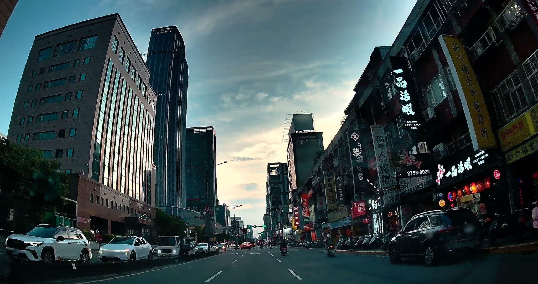 Street view near 愛旅行部落, Taipei — © irvinfly (CC BY-SA · Mapillary)
