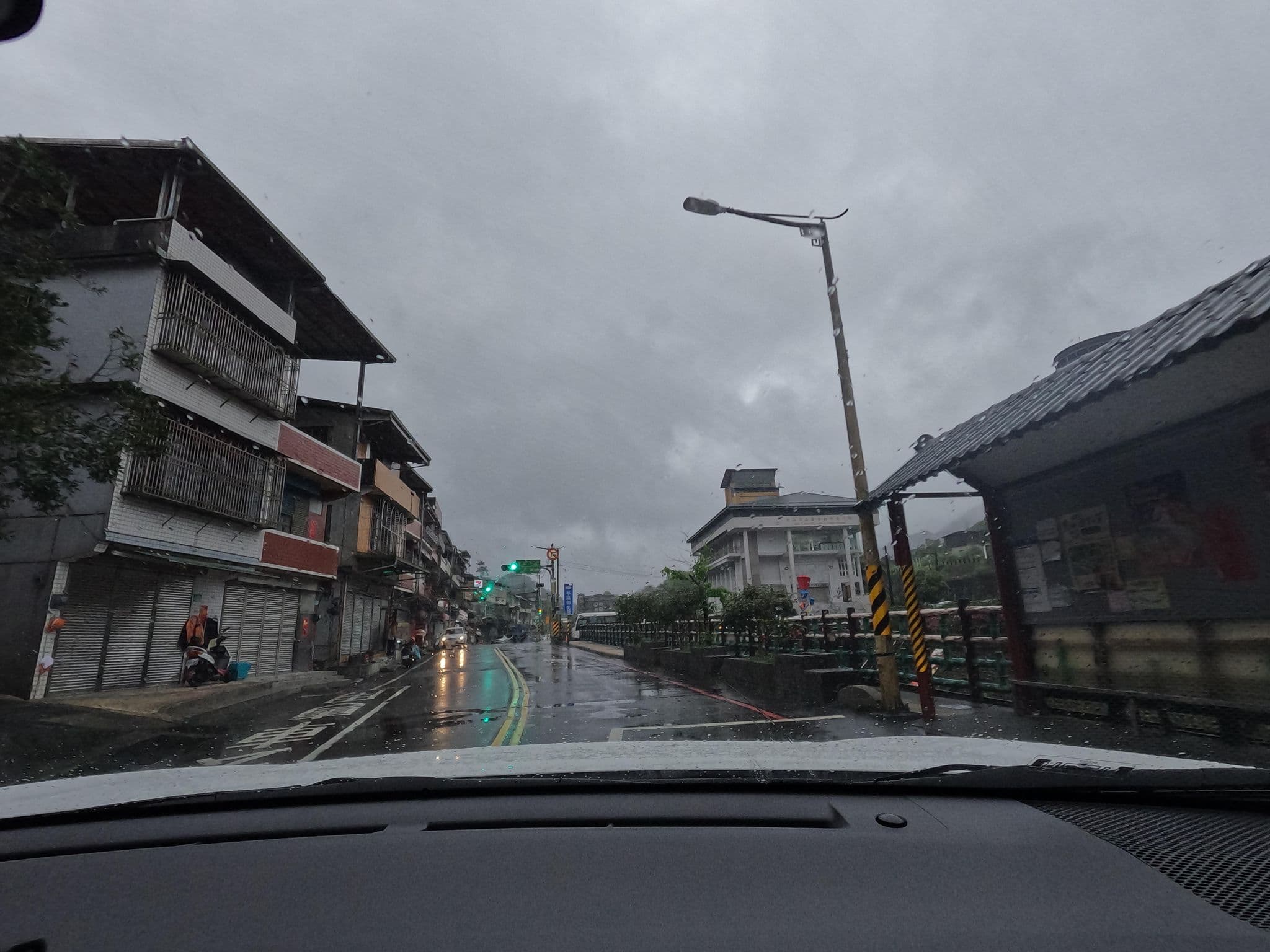 Street view near 明通雅舍, Shiding — © littlebtc (CC BY-SA · Mapillary)