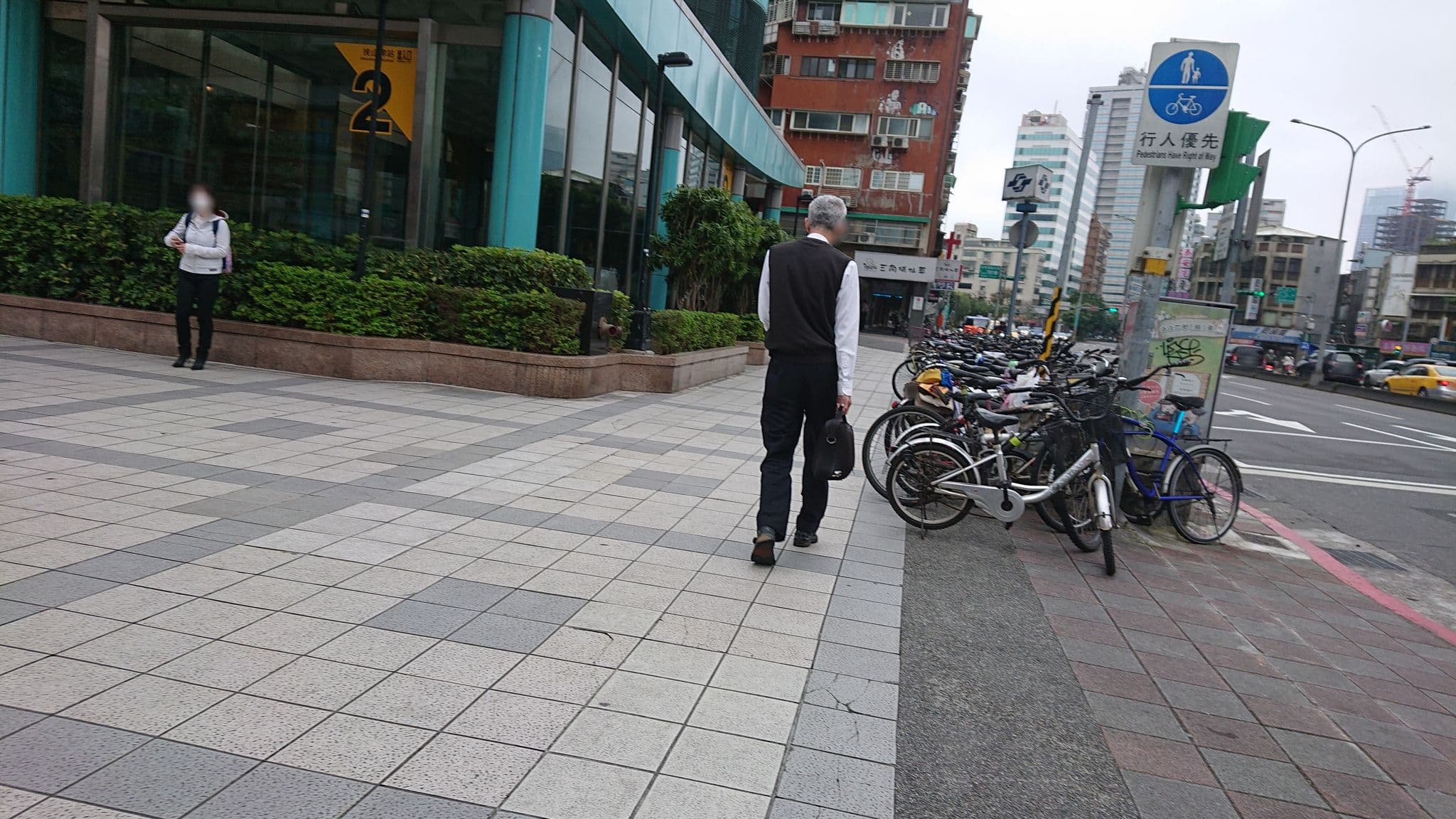 Street view near SWIIO, Neihu — © alllenwang (CC BY-SA · Mapillary)