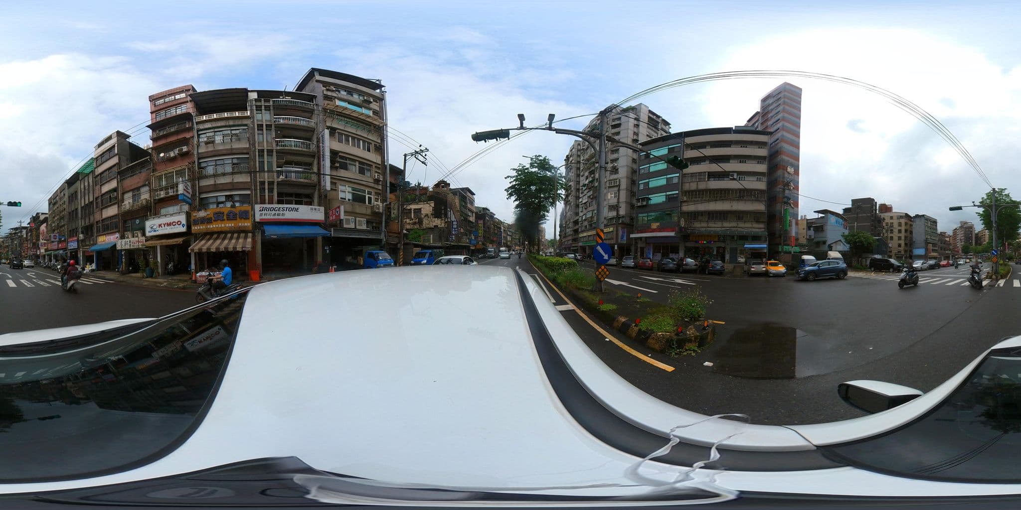 Street view near Leisure(里修民宿), Keelung — © irvinfly (CC BY-SA · Mapillary)