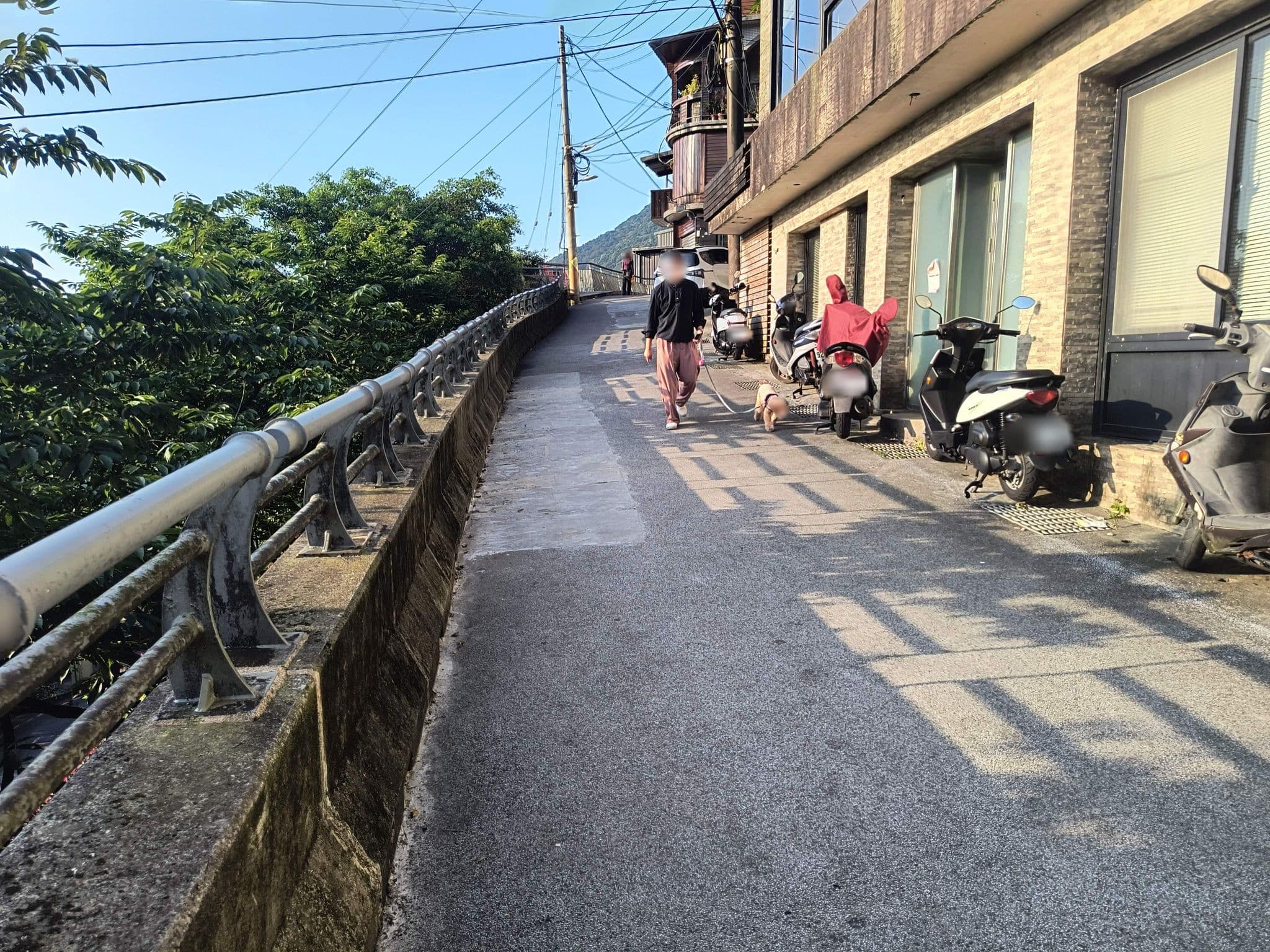 Street view near 五番坑公園堡, Jiufen — © mapeadora (CC BY-SA · Mapillary)
