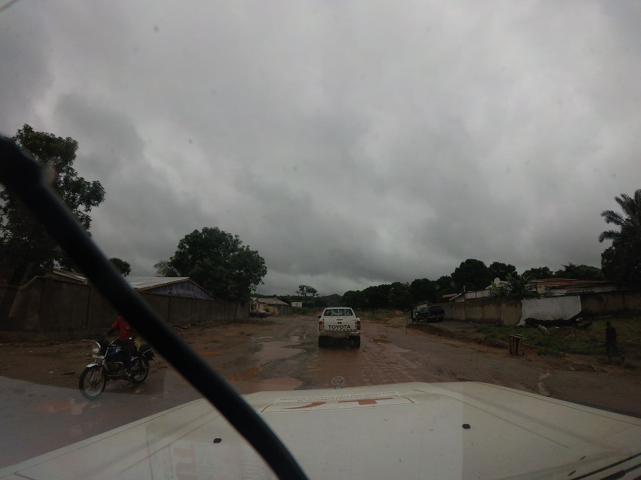 Street view near Kono Hotel, Simbakoro — © danbjoseph (CC BY-SA · Mapillary)