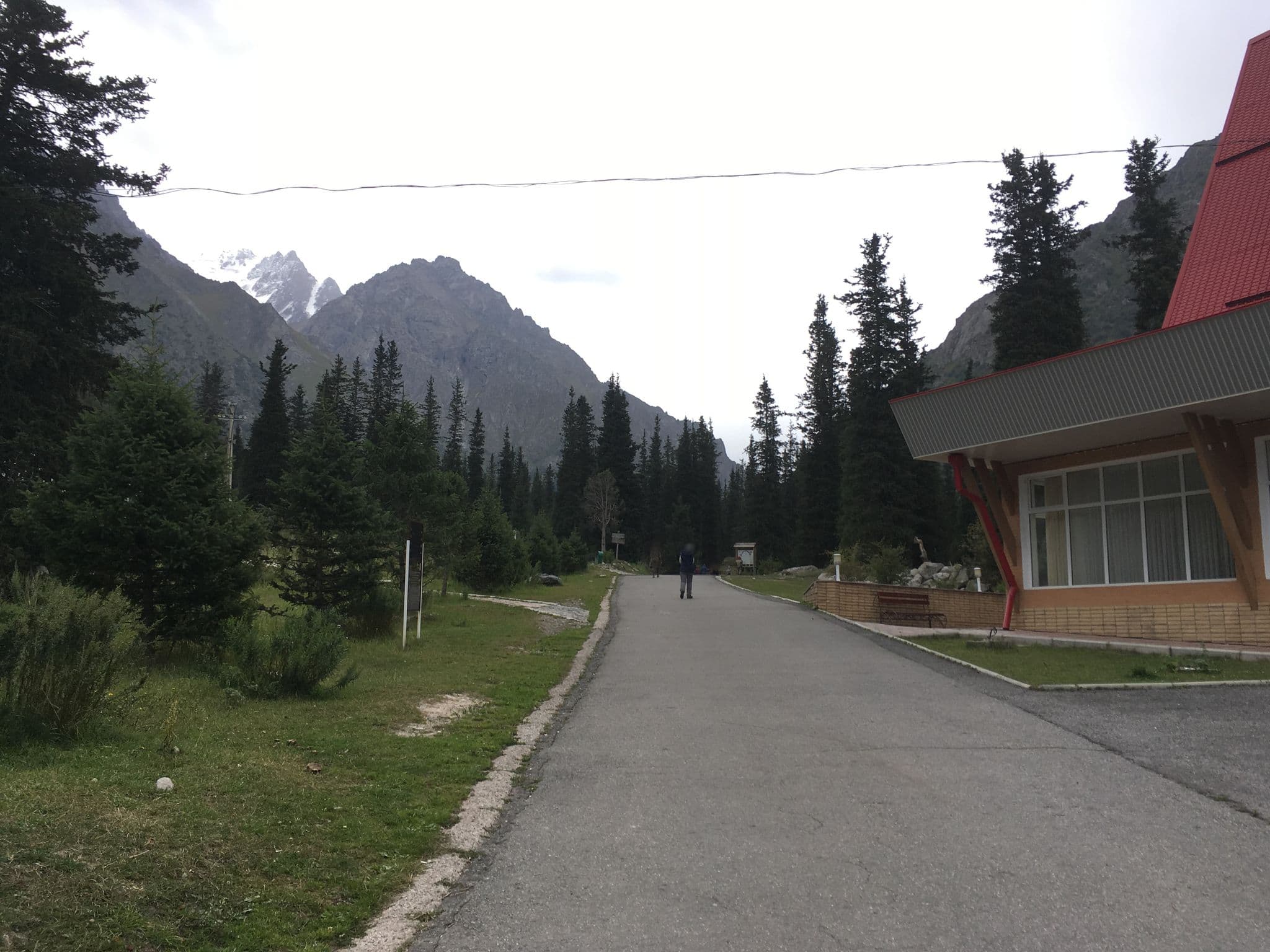 Street view near Hotel Ala-Archa, Bishkek — © chrisbeddow (CC BY-SA · Mapillary)