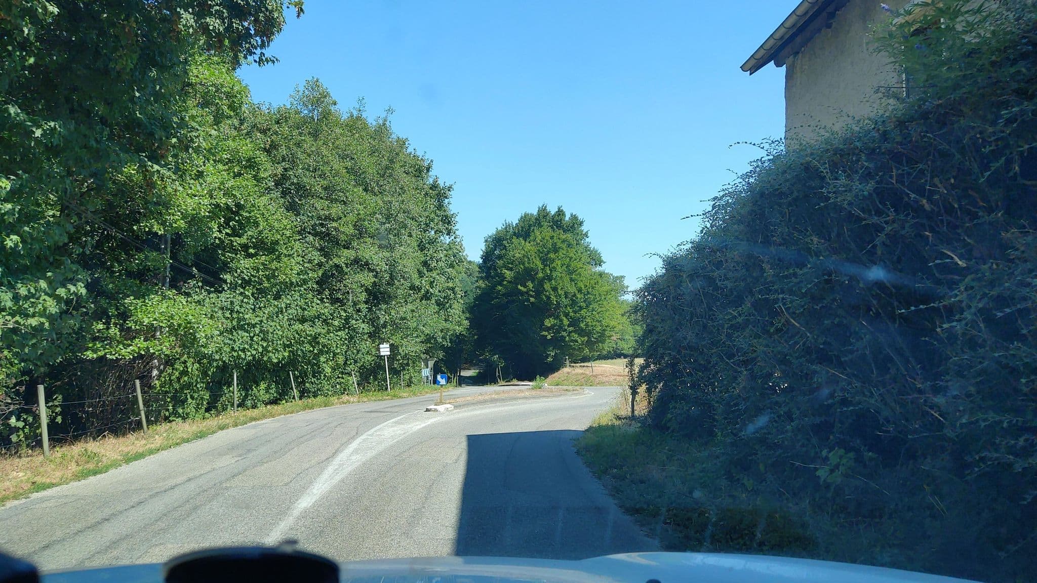 Street view near Ferme de la Goettaz, Le Bourget-du-Lac — © MatthieuF4FNE (CC BY-SA · Mapillary)