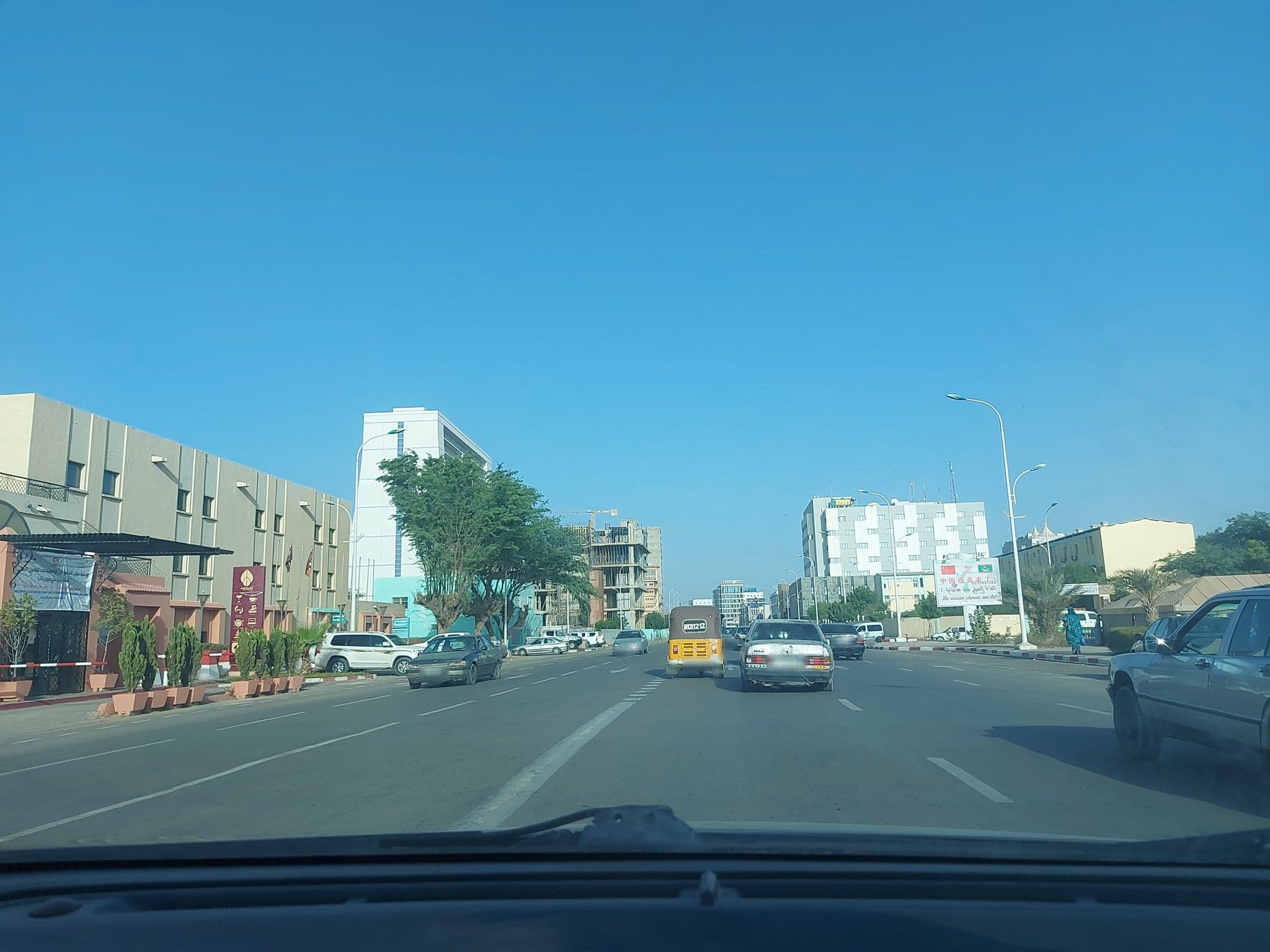 Street view near Azalaï Hôtel Nouakchott, Nouakchott — © abdicheine (CC BY-SA · Mapillary)