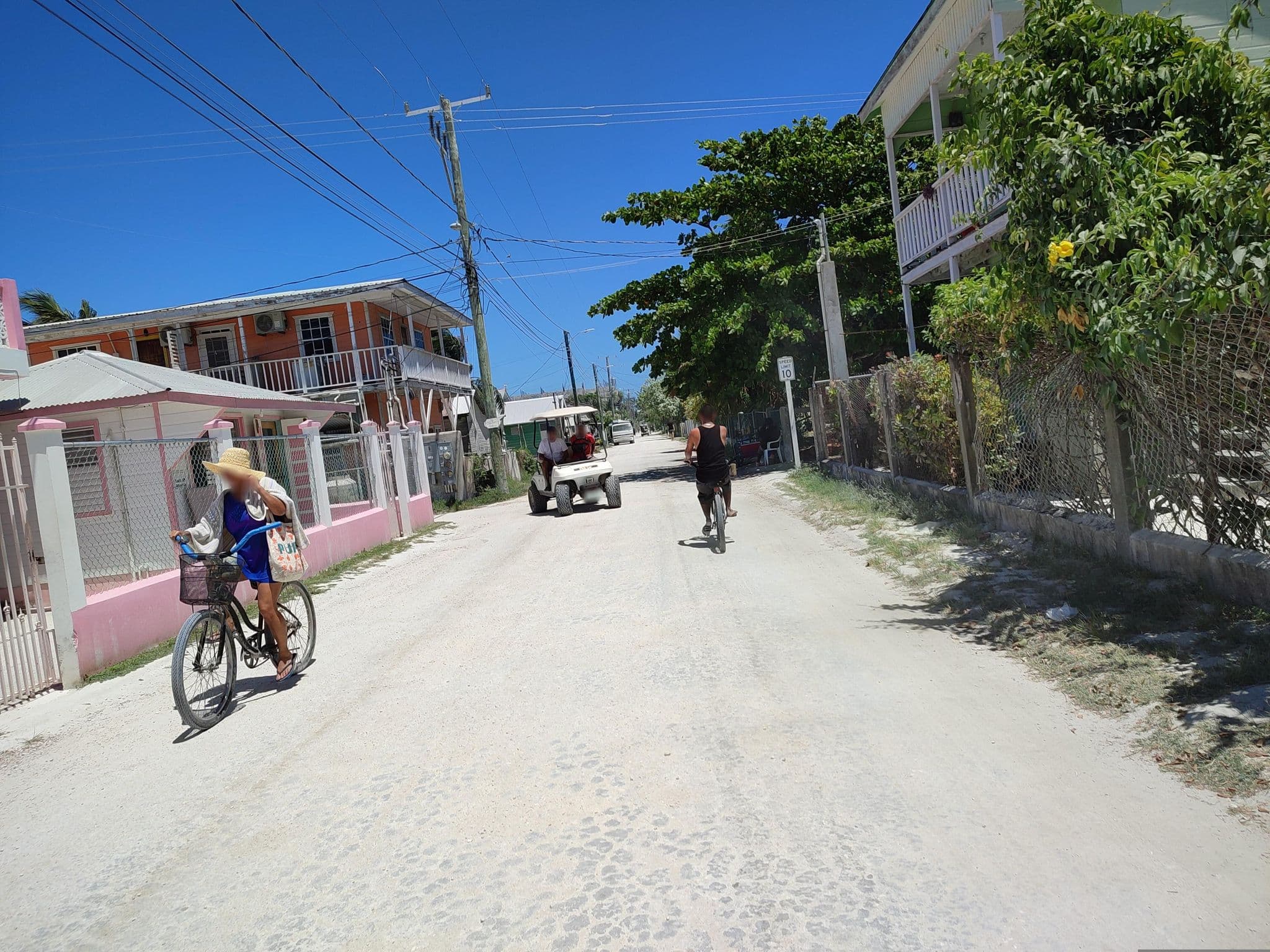 Street view near Rauls Rooms, Caye Caulker — © charlieplett (CC BY-SA · Mapillary)