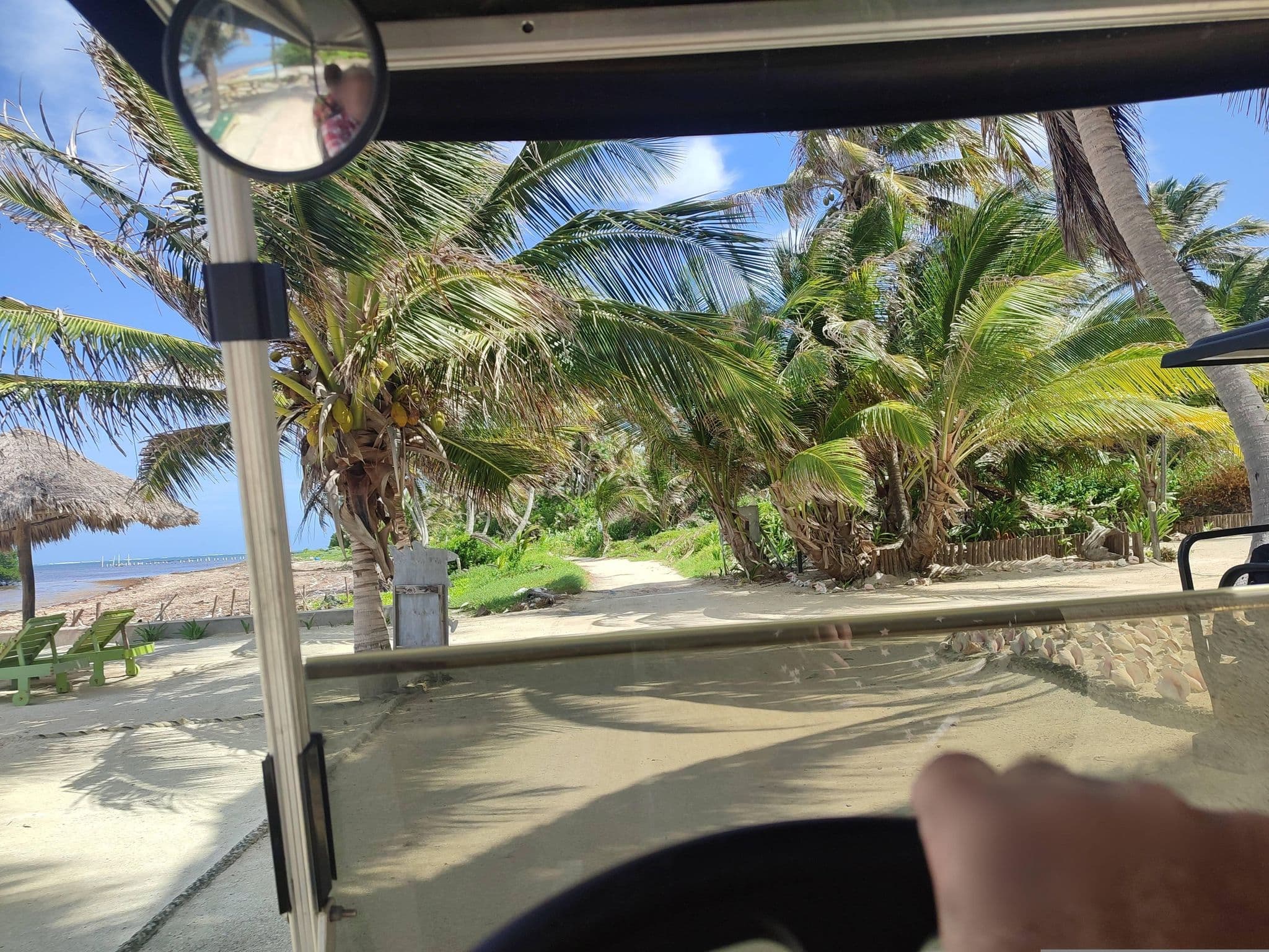 Street view near Playa Del Sol, San Pedro — © charlieplett (CC BY-SA · Mapillary)