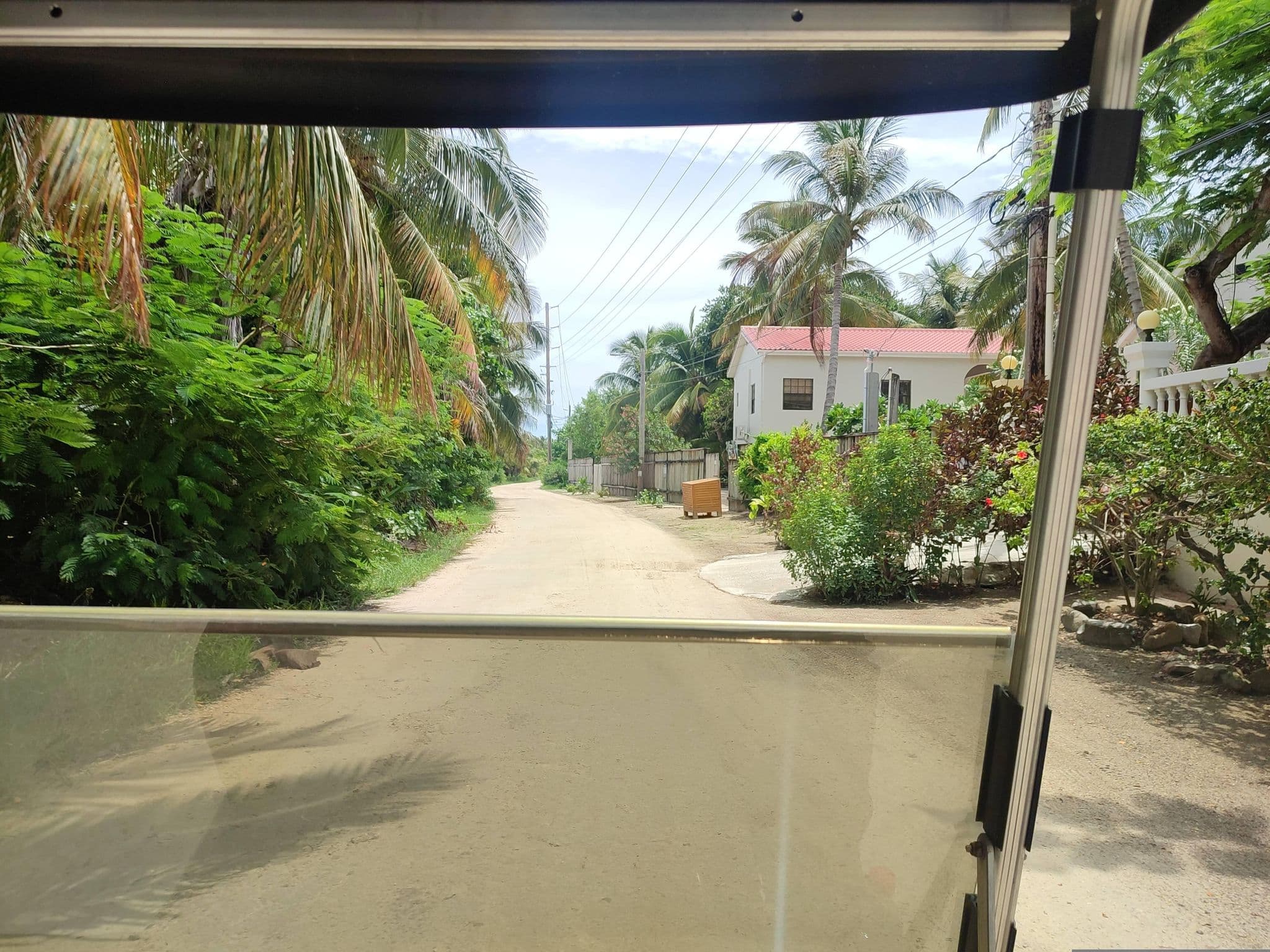 Street view near Pelican Reef Villas, San Pedro — © charlieplett (CC BY-SA · Mapillary)