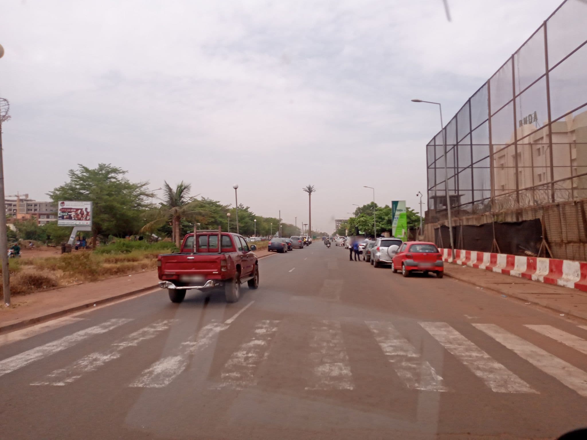Street view near swilmingpool nord sud, Bamako — © lassine77 (CC BY-SA · Mapillary)