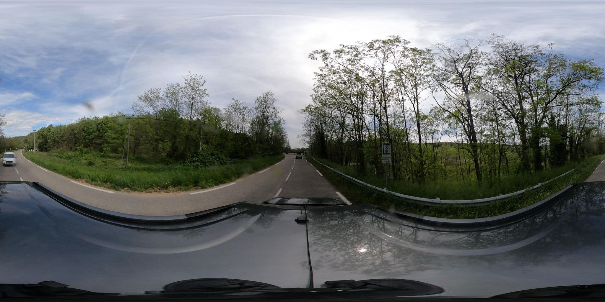 Street view near Le Clos de Barbey, Régusse — © eric_s (CC BY-SA · Mapillary)