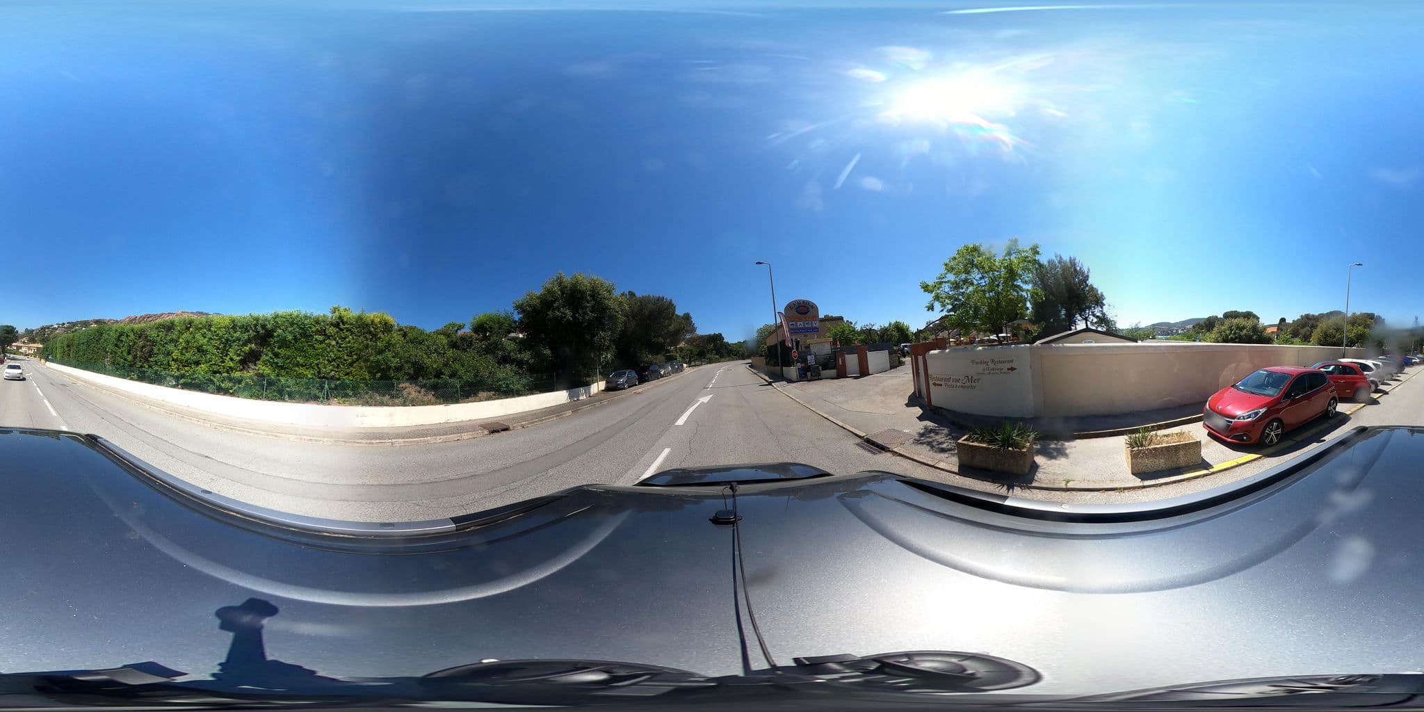 Street view near Agay Soleil, Saint-Raphaël — © eric_s (CC BY-SA · Mapillary)