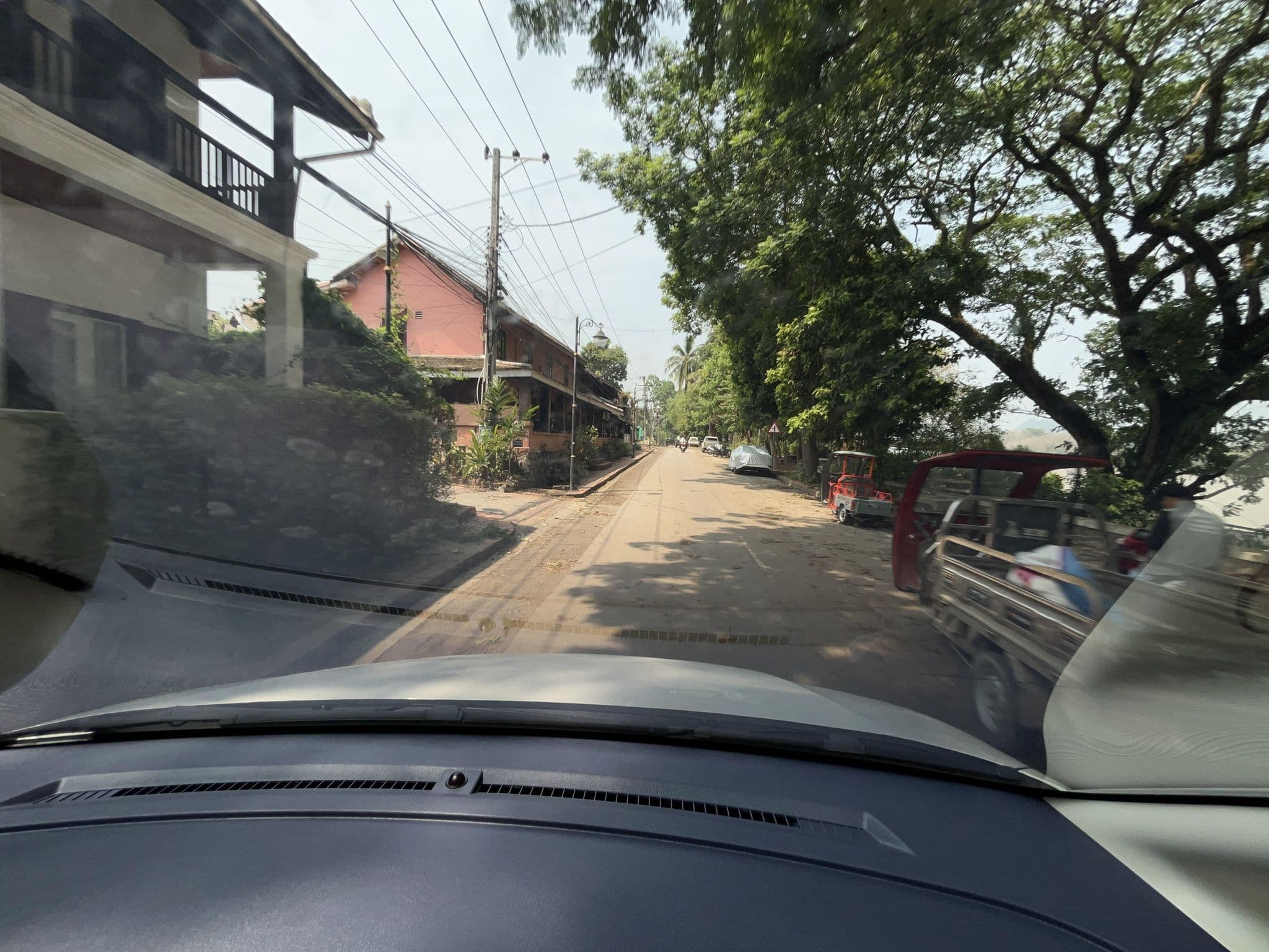 Street view near Cheng backpackers guest house, Luang Prabang — © naokiosaka (CC BY-SA · Mapillary)