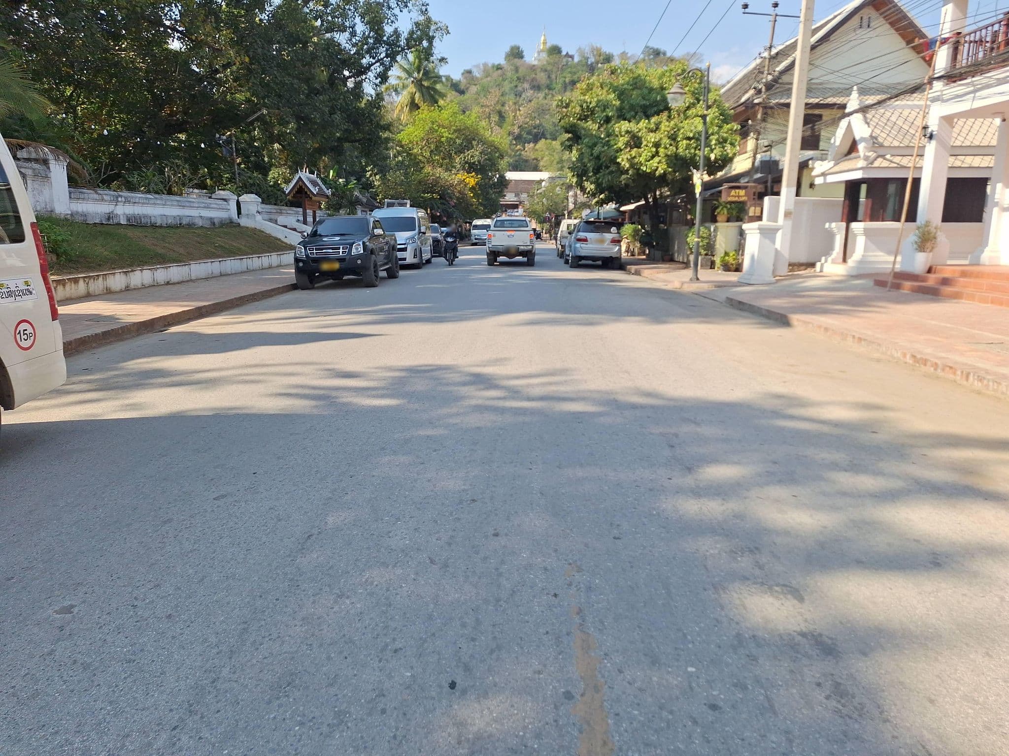 Street view near Muonglao Guesthouse, Luang Prabang — © Oby (CC BY-SA · Mapillary)