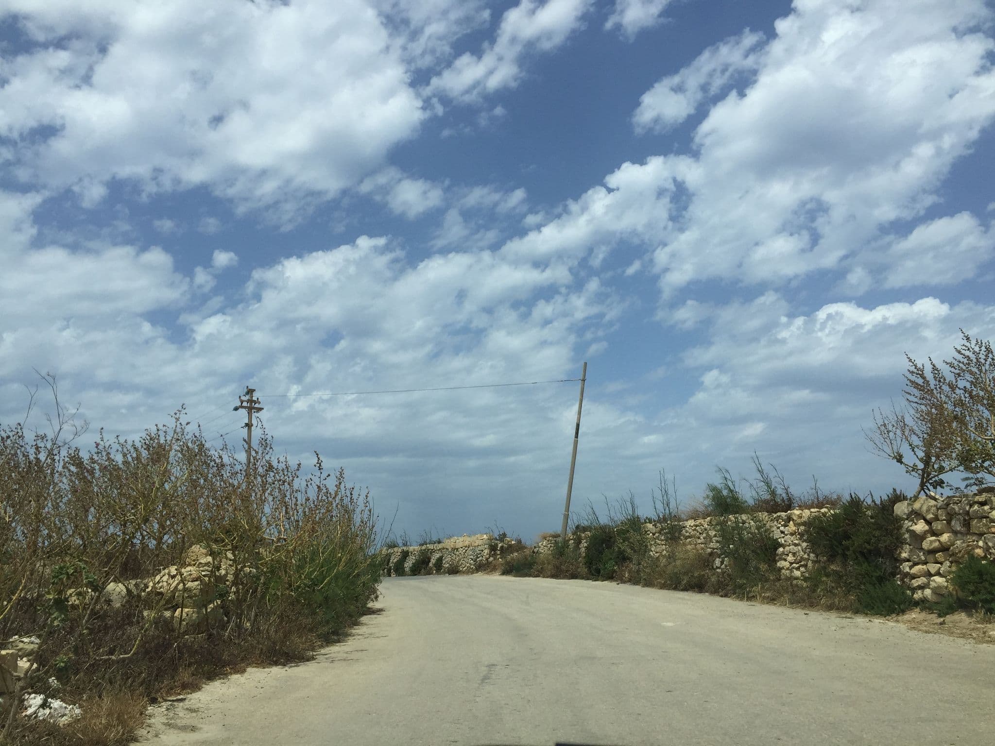 Street view near Ogygia Suites, Għarb — © richlv (CC BY-SA · Mapillary)