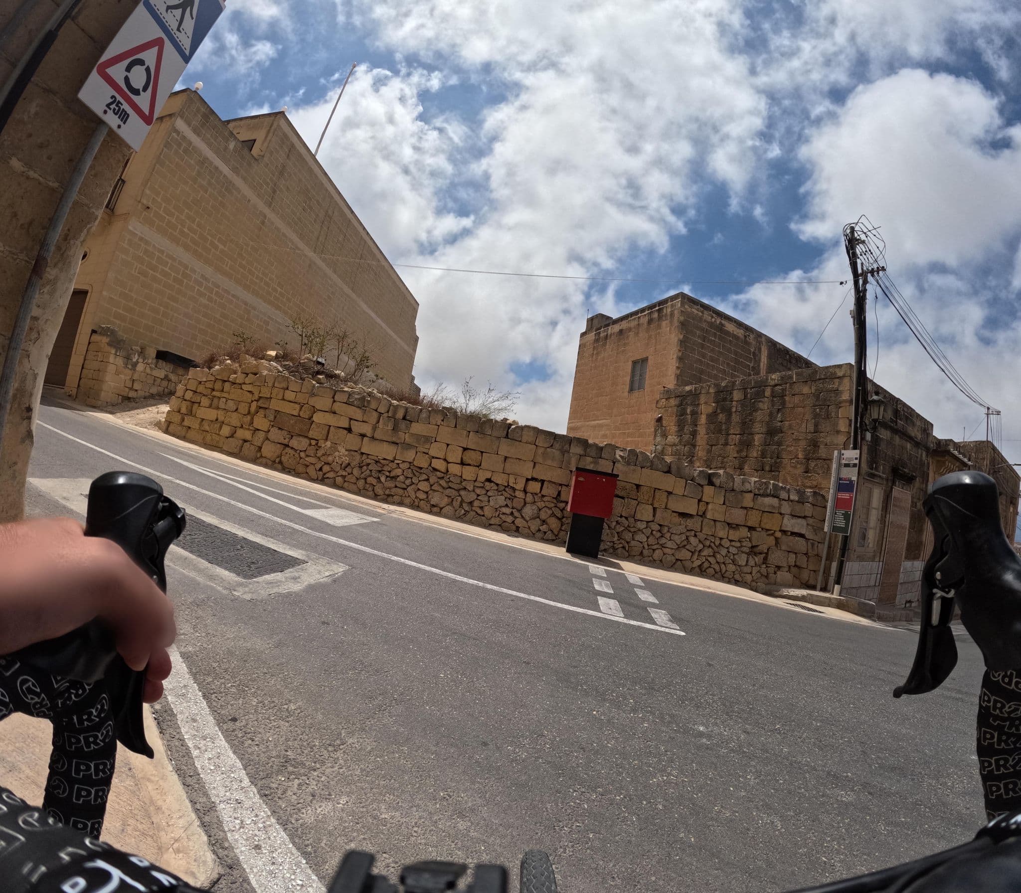 Street view near Il-Gardjola B&B by Mathieu Accommodation, Għarb — © ArthurL (CC BY-SA · Mapillary)