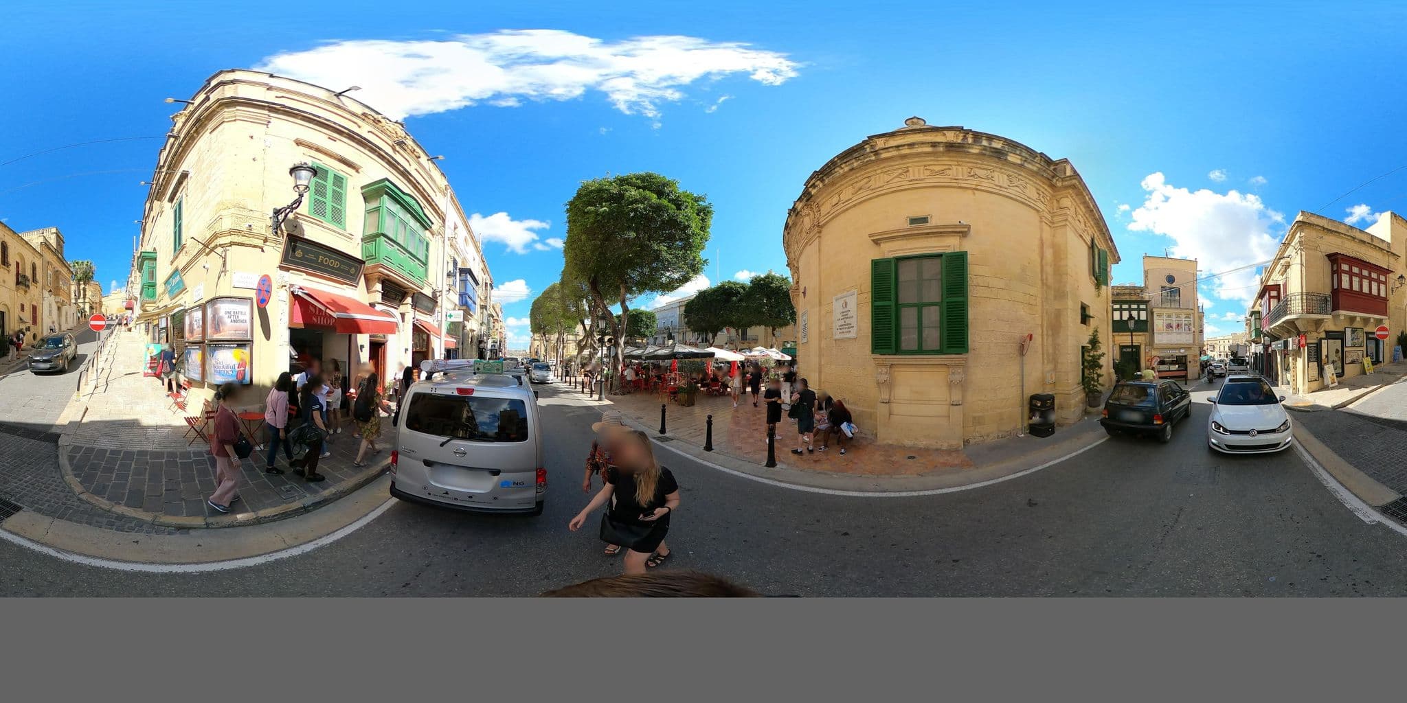 Street view near Cittadela Boutique Living, Victoria — © richlv (CC BY-SA · Mapillary)