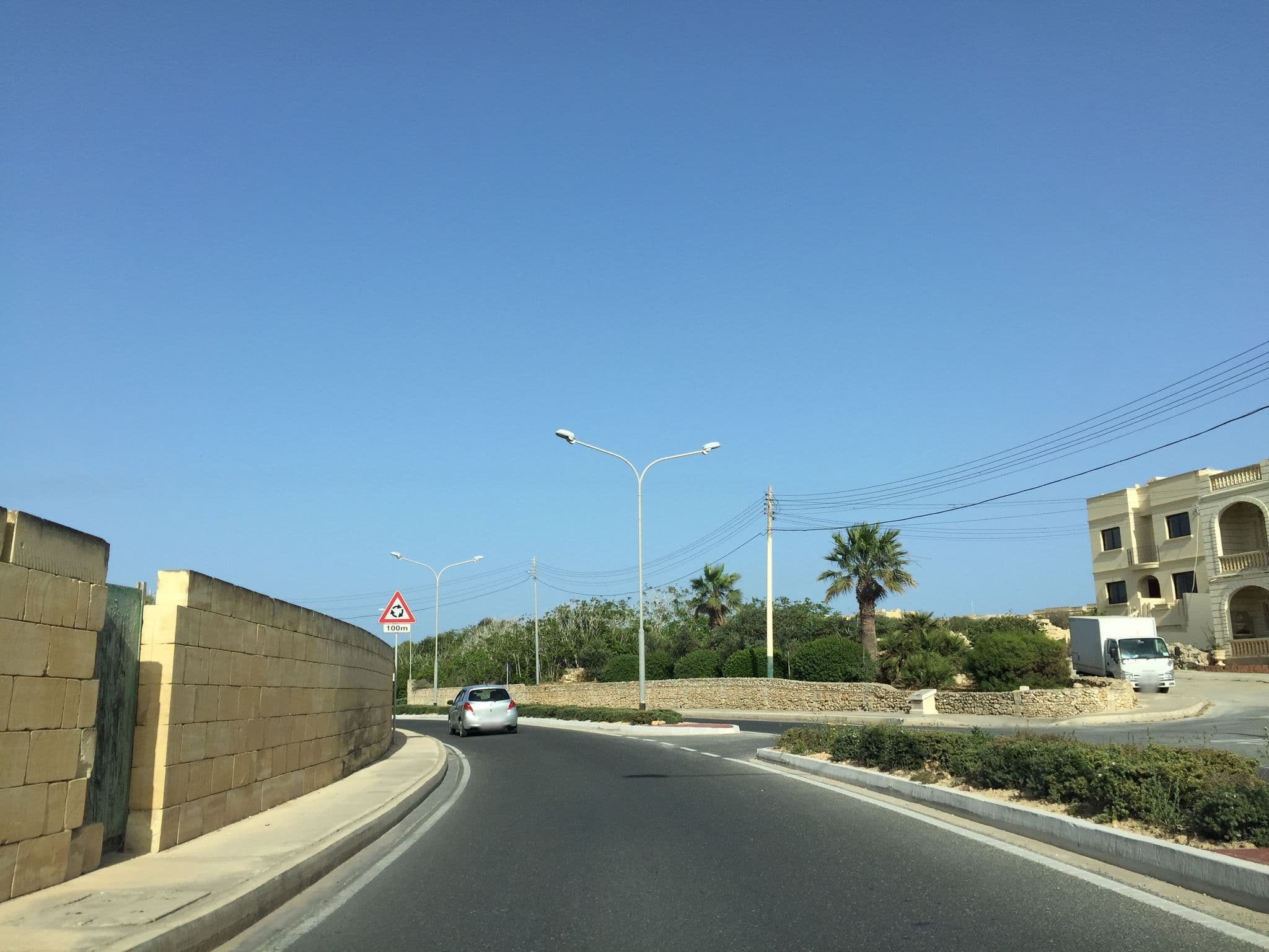 Street view near St Joseph Hostel, Għajnsielem — © richlv (CC BY-SA · Mapillary)