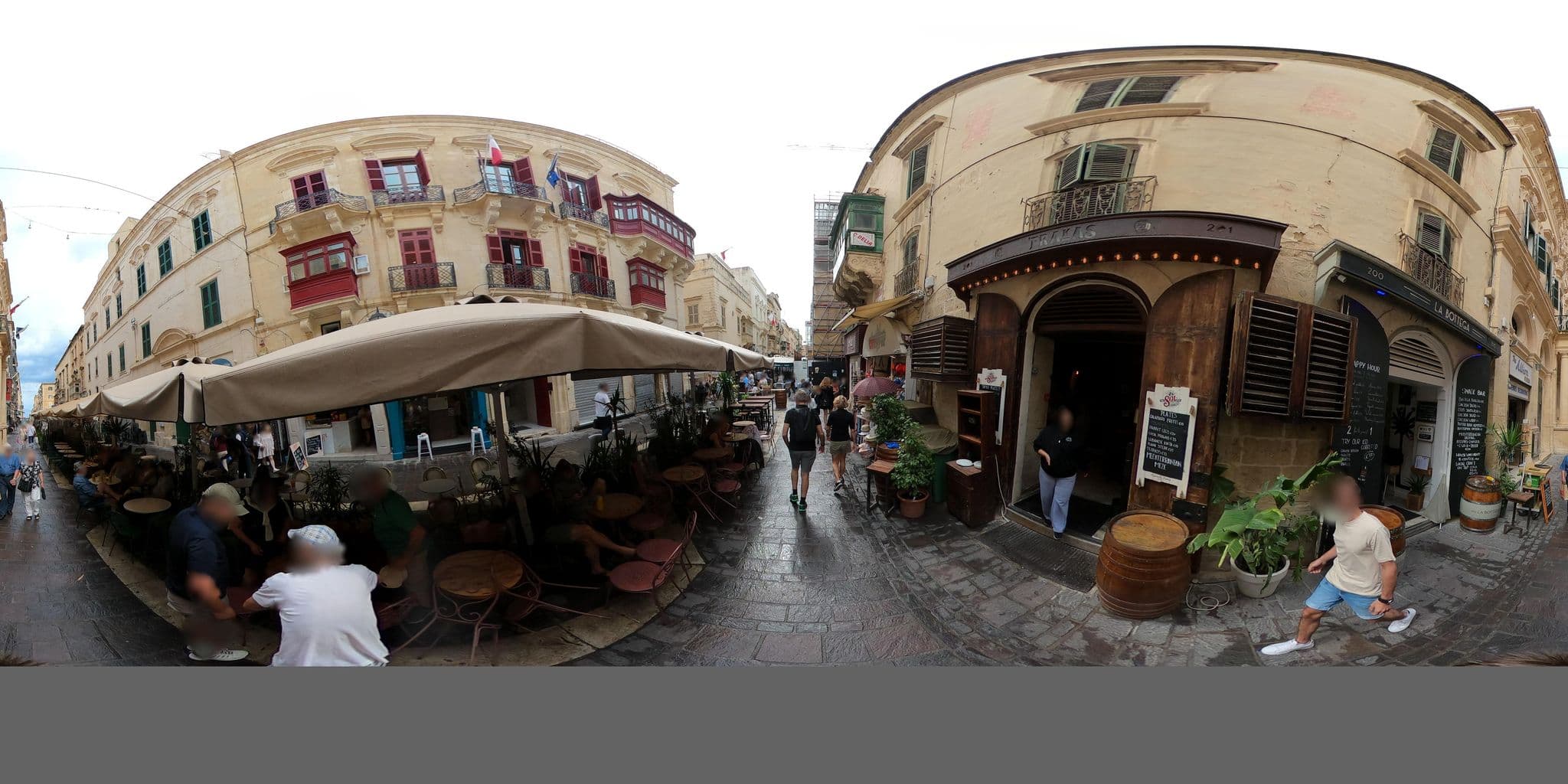 Street view near Merchant Suites, Valletta — © richlv (CC BY-SA · Mapillary)