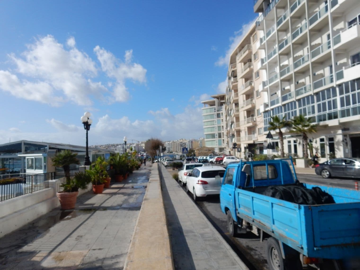 Street view near Barceló Fortina Malta, Valletta — © sarant (CC BY-SA · Mapillary)
