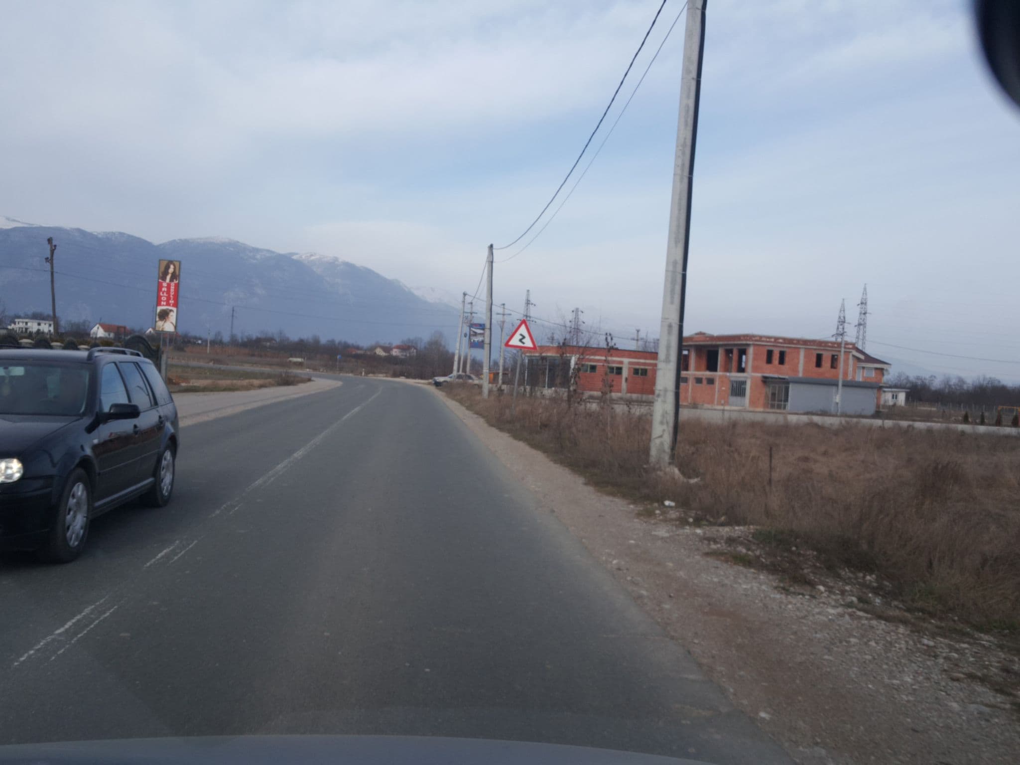 Street view near Motel Tradita, Istok — © yllferizi (CC BY-SA · Mapillary)