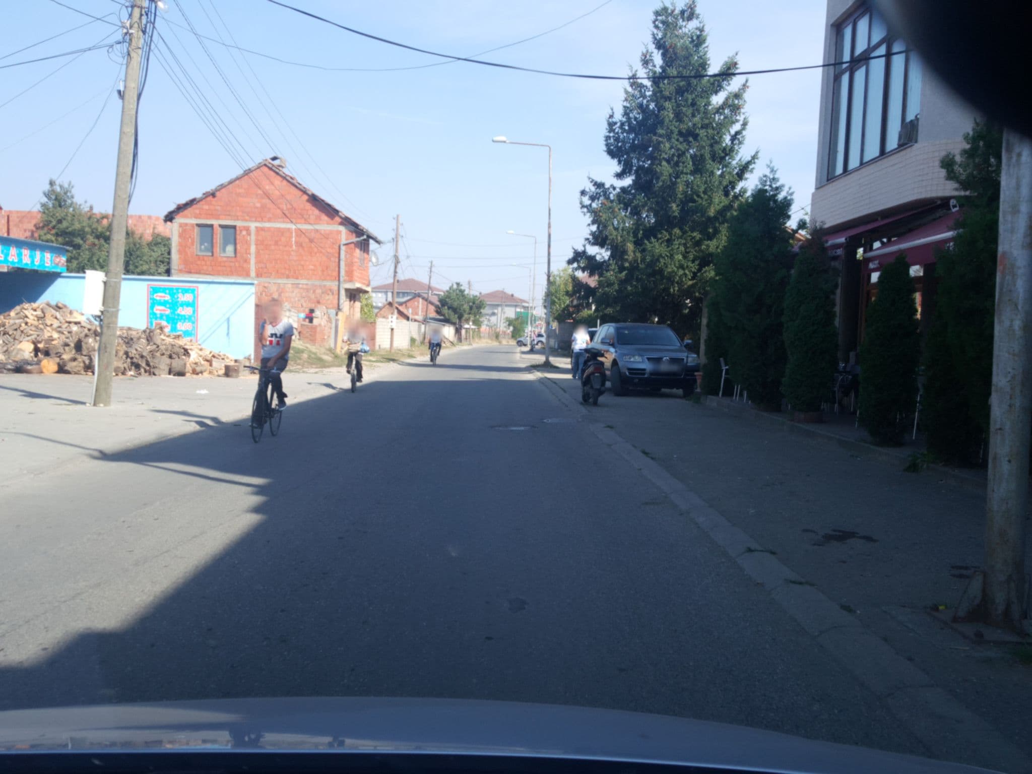Street view near Hotel & Restaurant Tradita, Gjakovë — © yllferizi (CC BY-SA · Mapillary)