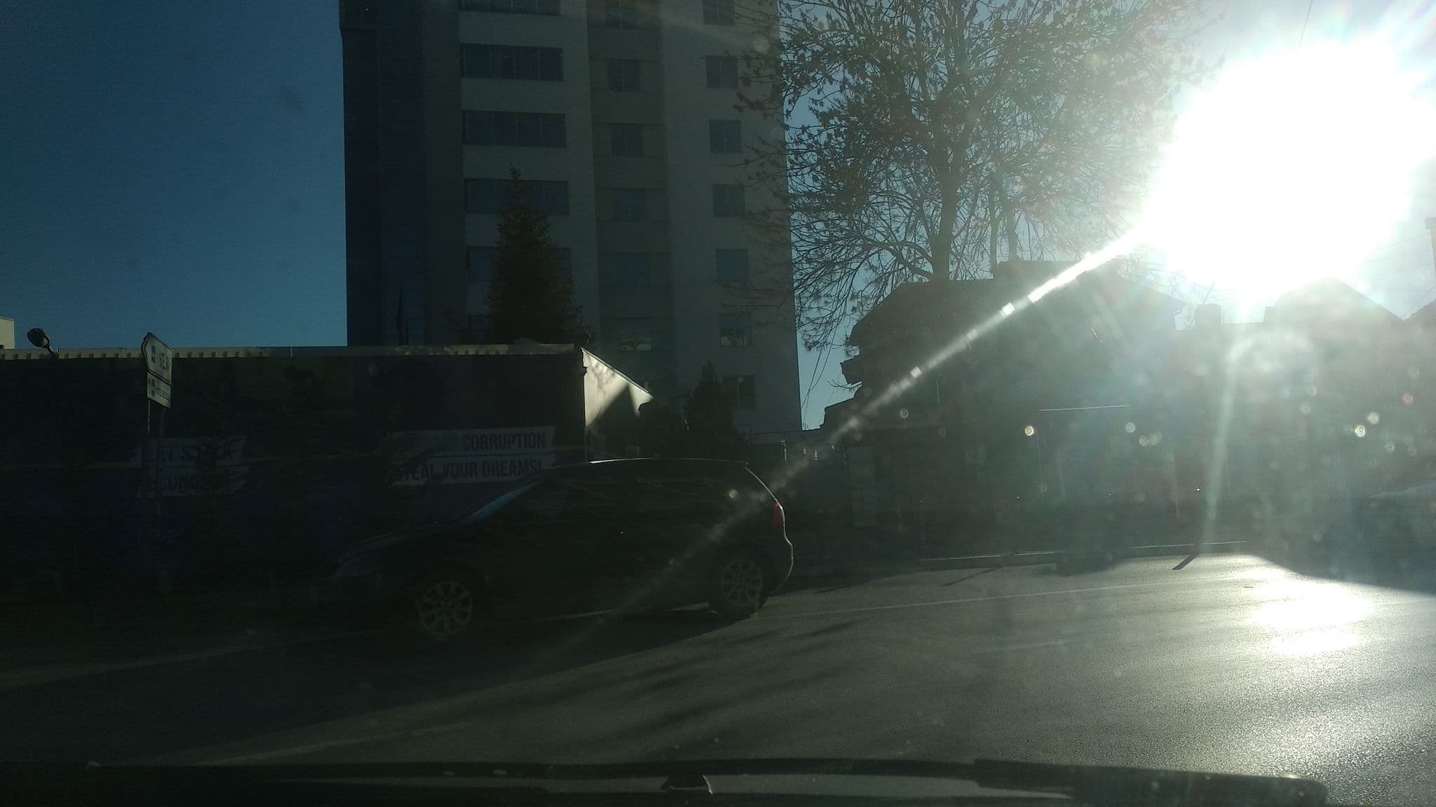 Street view near mami’s hostel, Pristina — © shuke (CC BY-SA · Mapillary)