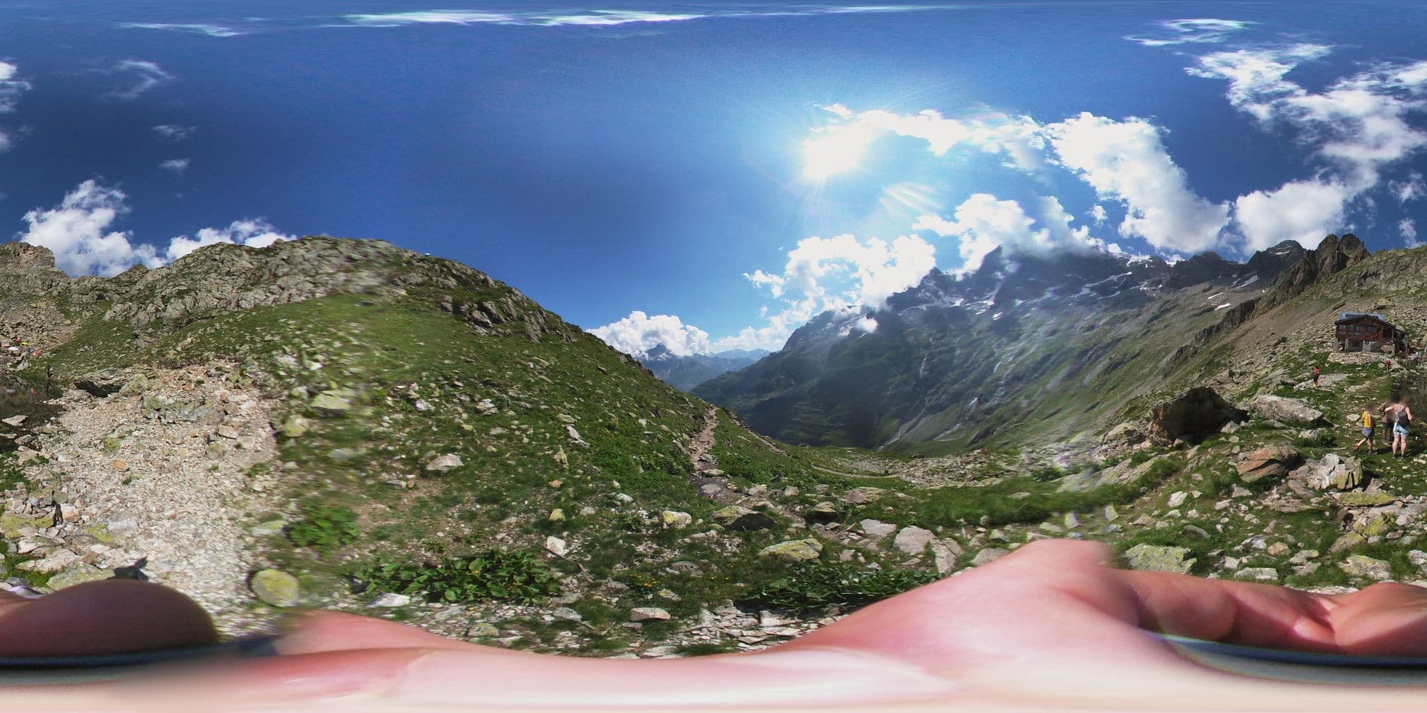 Street view near Refuge du Pigeonnier, Les Deux Alpes — © remonet (CC BY-SA · Mapillary)