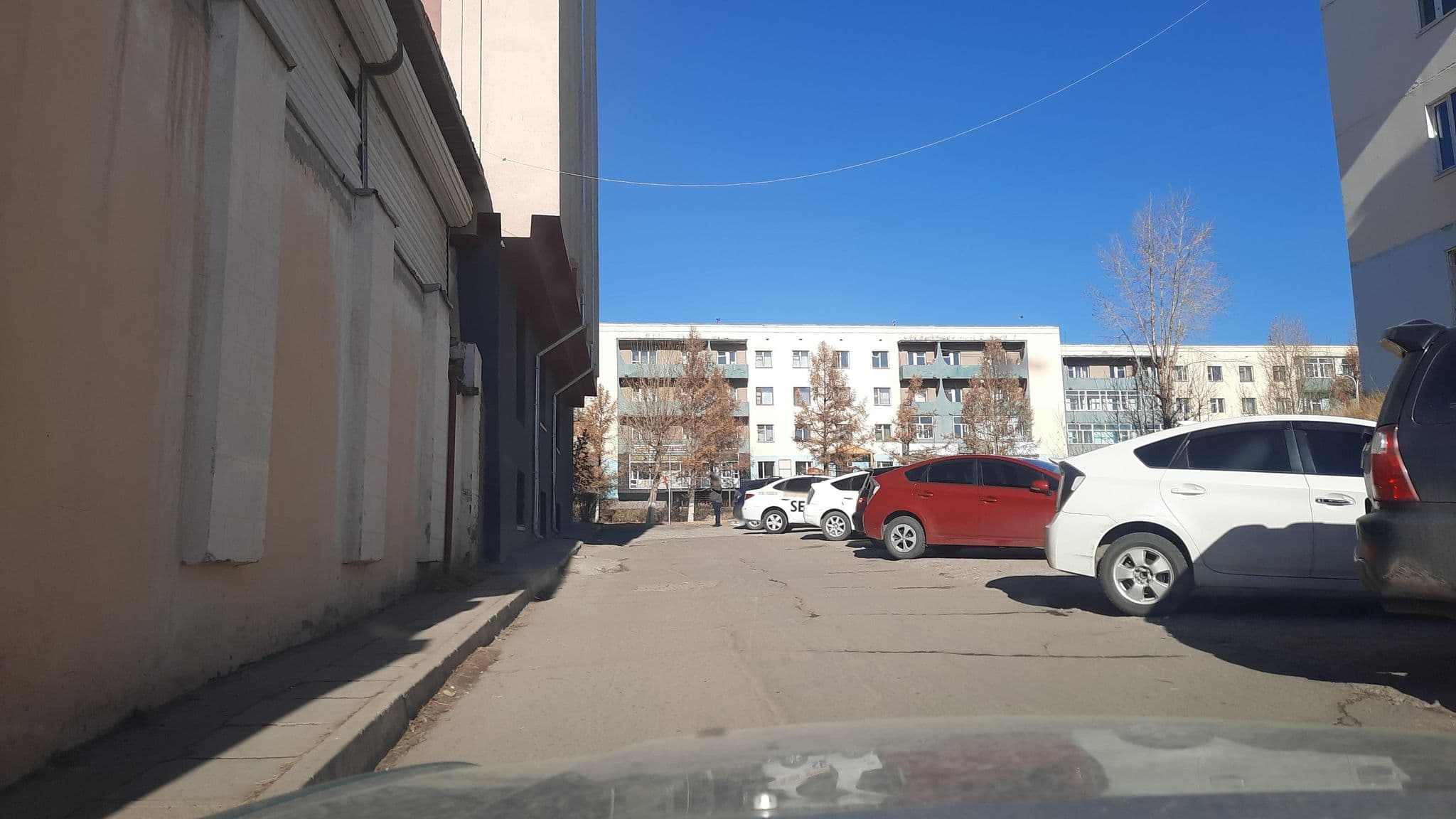 Street view near Отель Сэлэнгэ, Erdenet — © manlai (CC BY-SA · Mapillary)