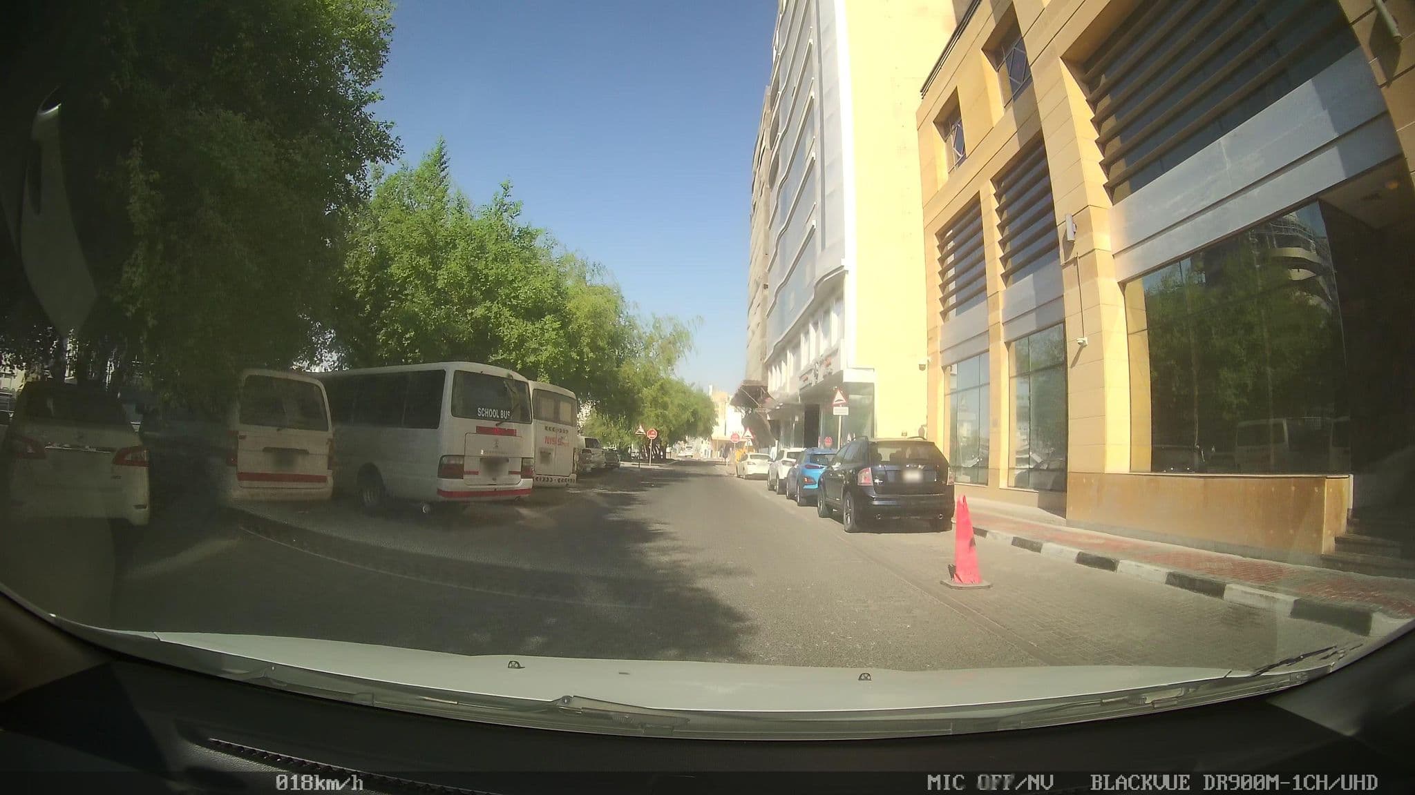 Street view near Copthorne Hotel, Al Ghānim — © kaart_2 (CC BY-SA · Mapillary)