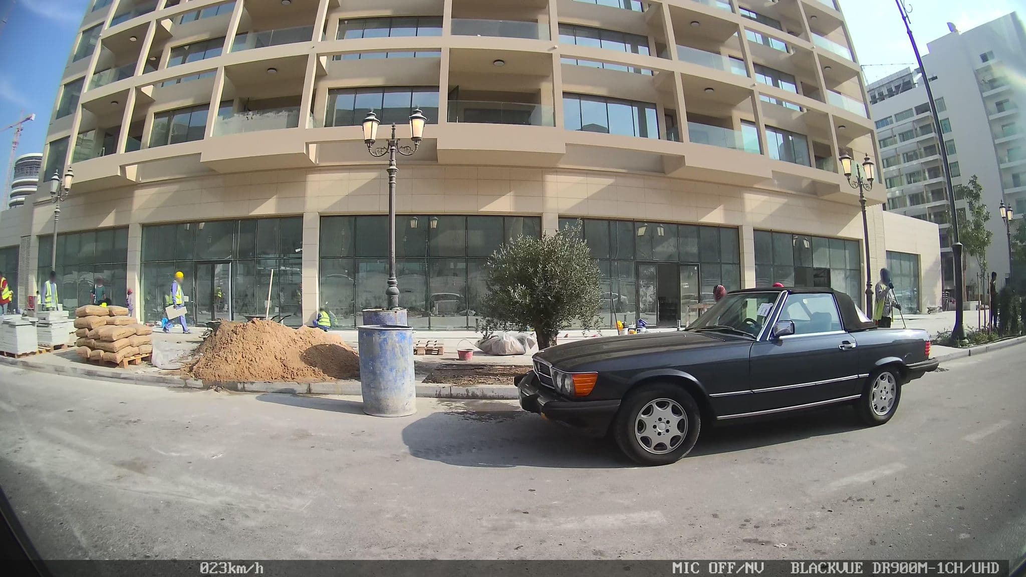Street view near Agora Doha Autograph Collection, Lusail — © kaart_2 (CC BY-SA · Mapillary)