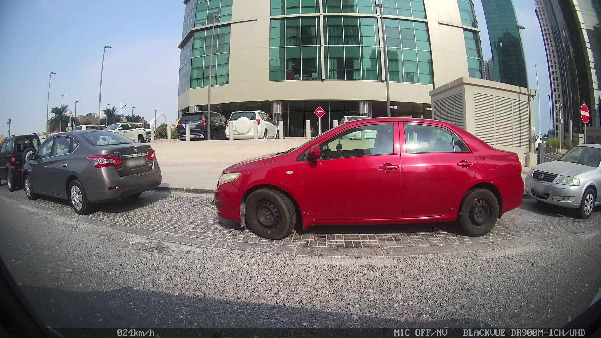 Street view near Room 3201 Intercontinental, Al ‘Unayzah — © kaart_2 (CC BY-SA · Mapillary)