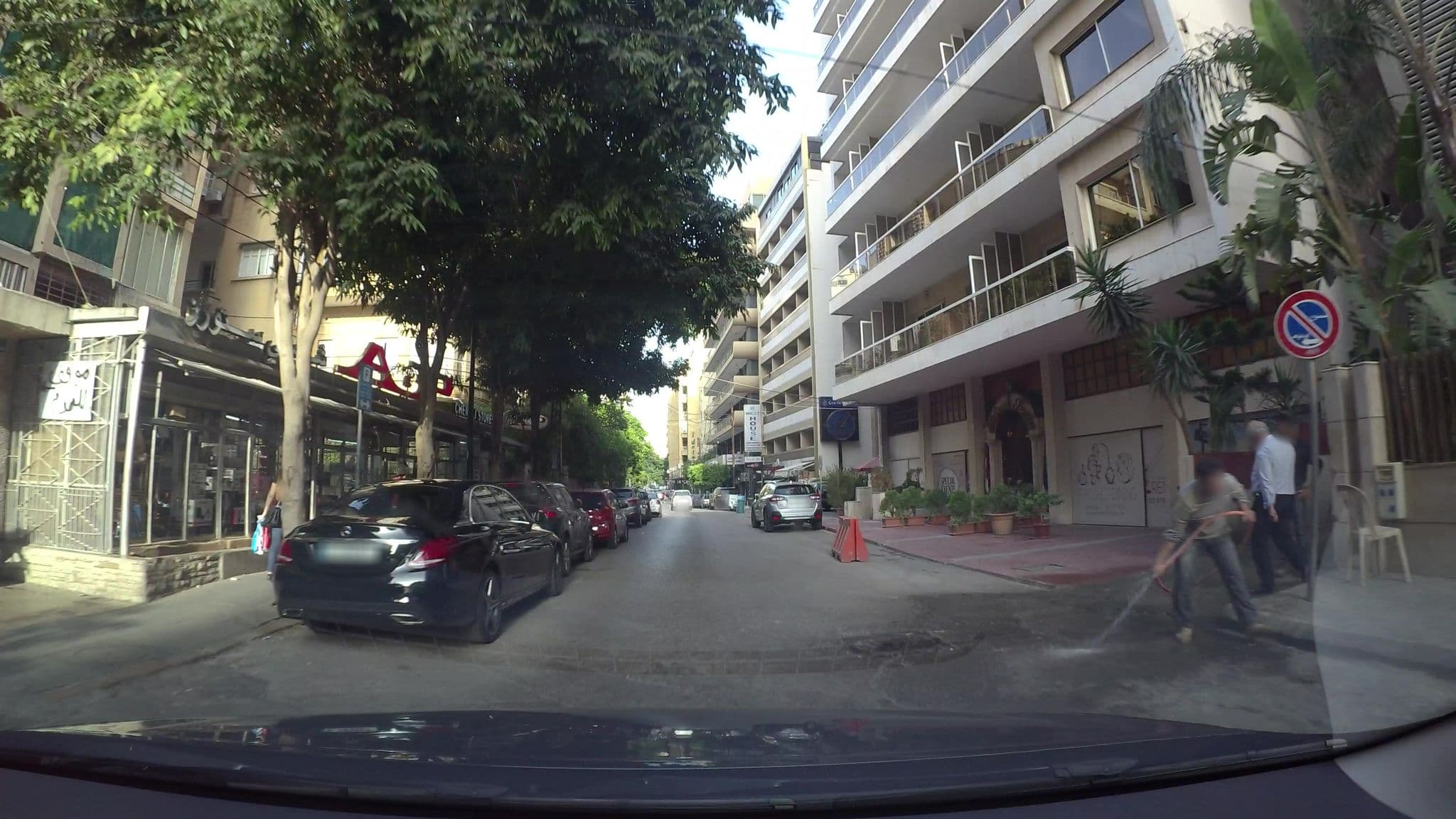 Street view near Elegant Suites, Ra’s Bayrūt — © kaartcam (CC BY-SA · Mapillary)