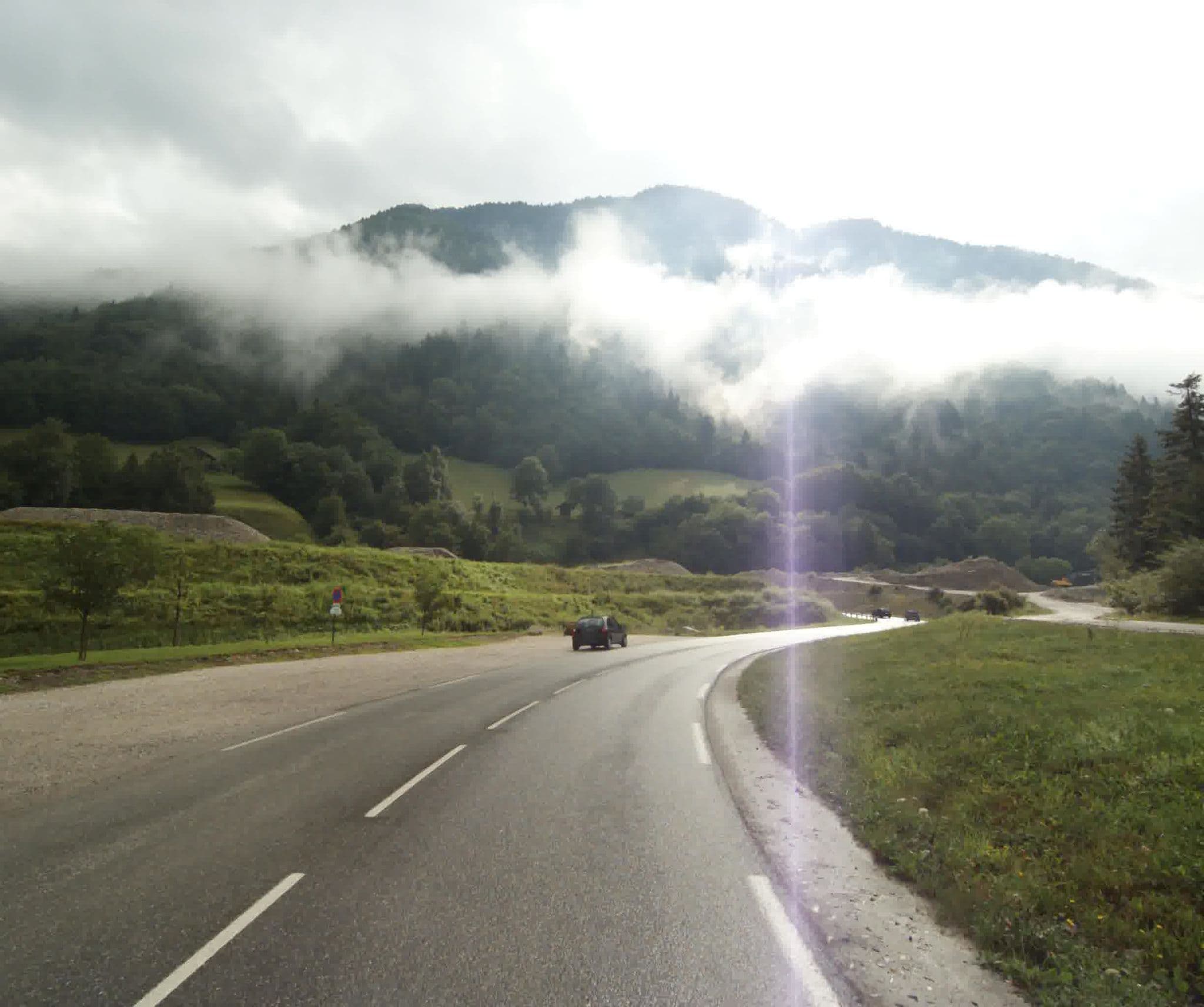 Street view near Aire de stationnement camping-car au Lac de Thuy, Thônes — © sogefi (CC BY-SA · Mapillary)