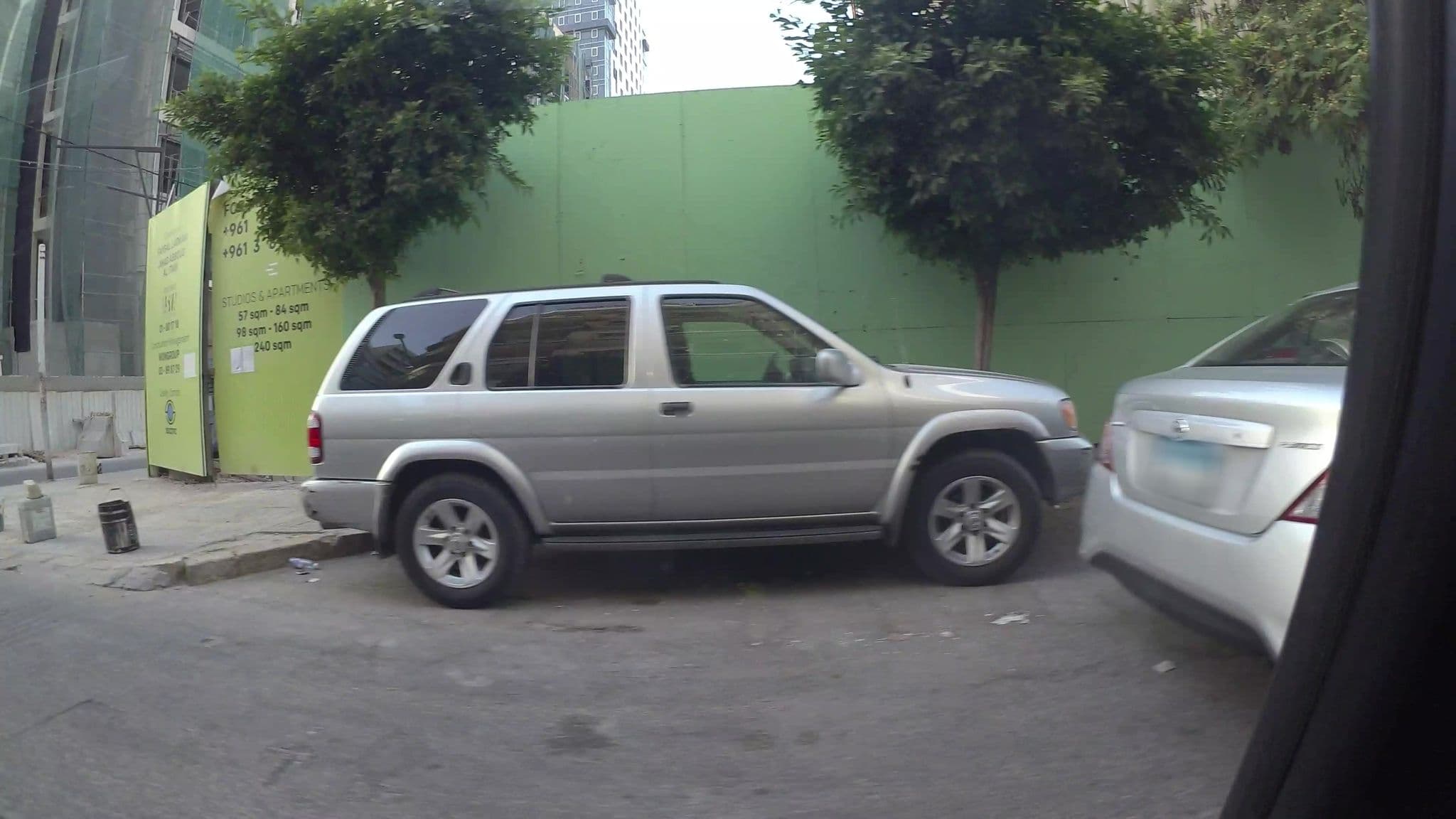 Street view near Coral Suites Room 404, Ra’s Bayrūt — © kaartcam (CC BY-SA · Mapillary)