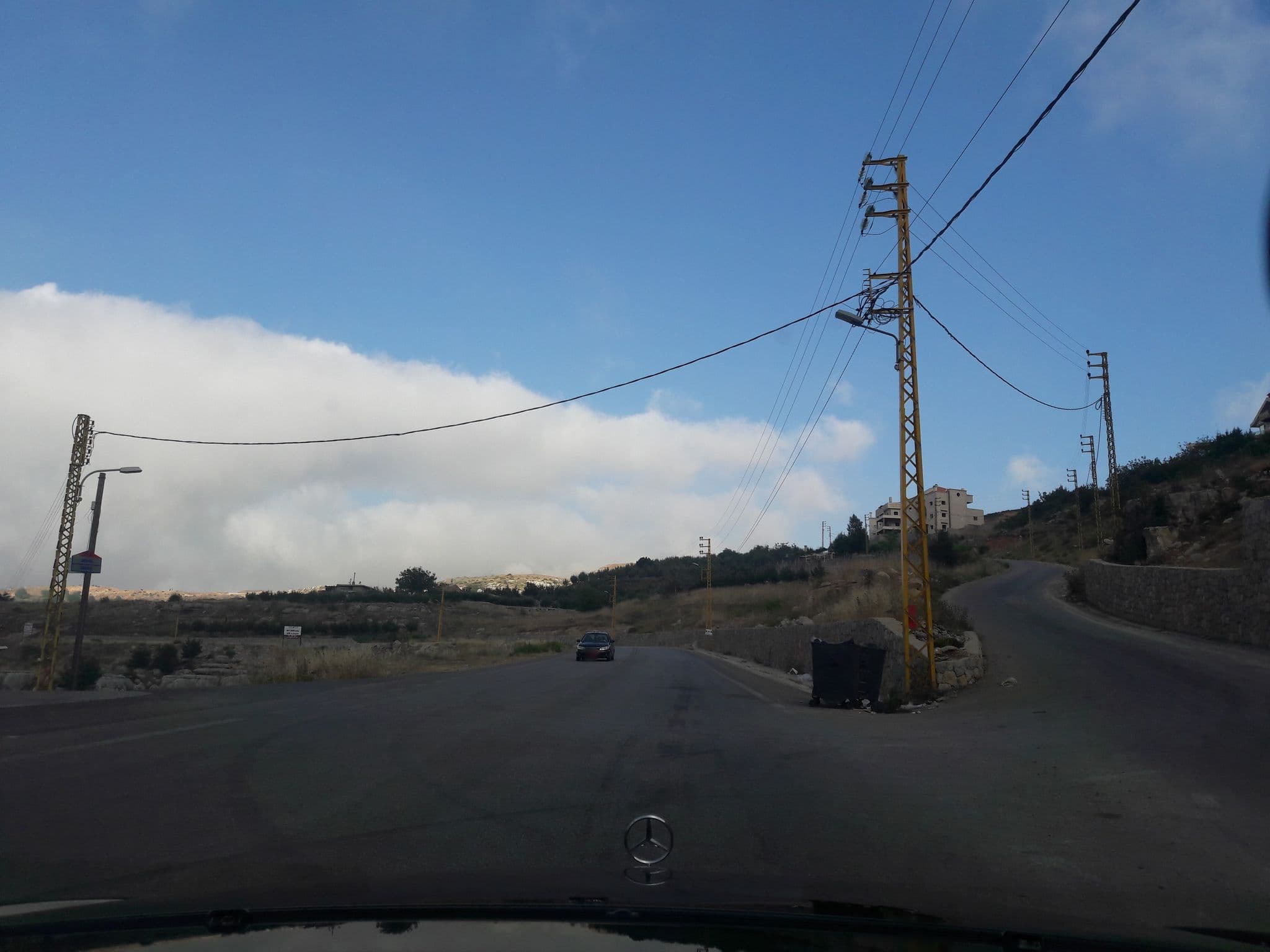 Street view near Pres du lac chalet deluxe, Aajaltoûn — © map14 (CC BY-SA · Mapillary)