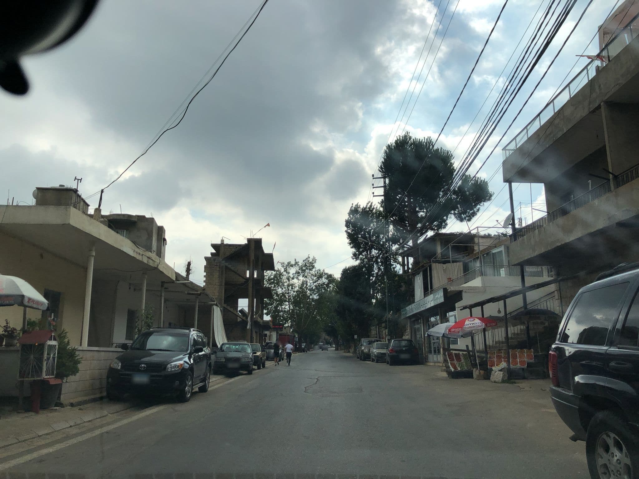 Street view near Chalets de Faraya, Hrajel — © laye (CC BY-SA · Mapillary)