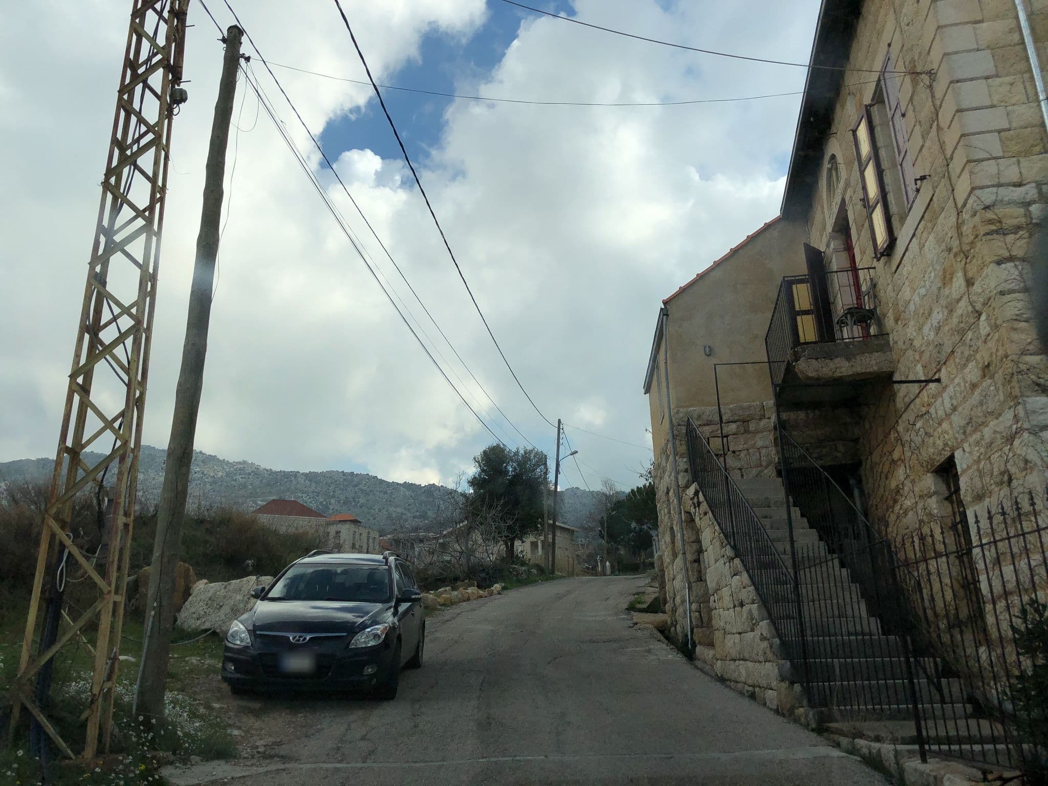 Street view near Beit Douma, Bsharri — © kamicut (CC BY-SA · Mapillary)