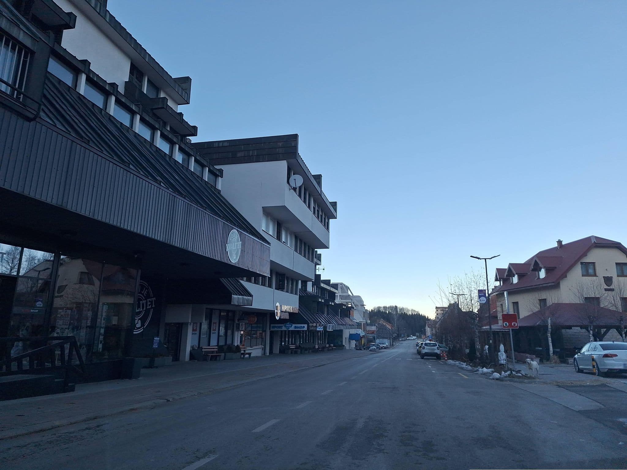 Street view near macondo house, Žabljak — © gisbudva (CC BY-SA · Mapillary)
